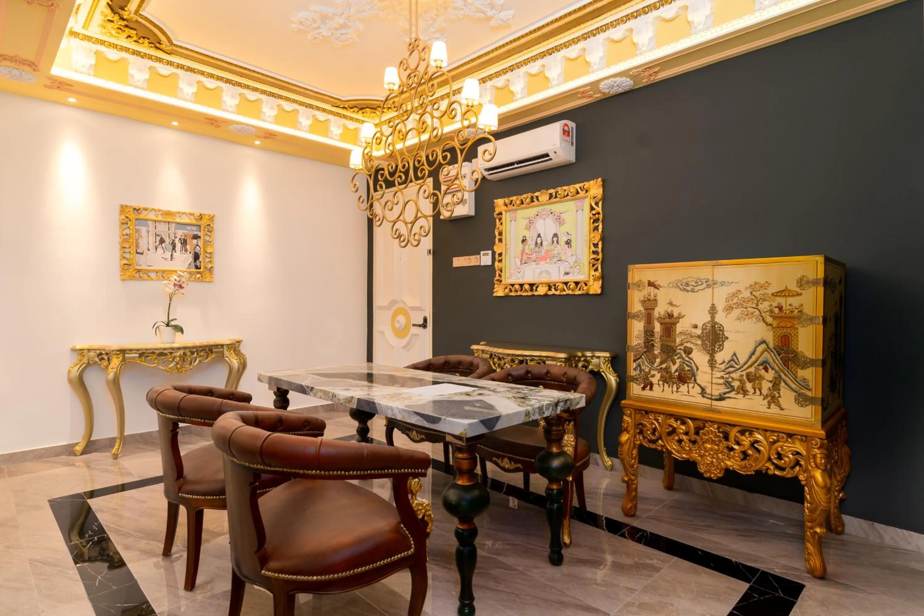 Living room in arte by Thomas Chan