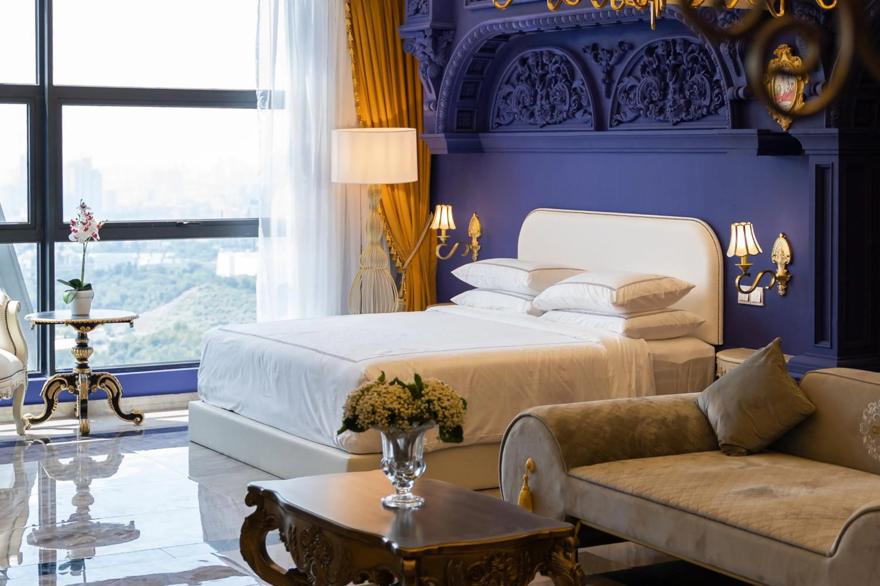 Bed in arte by Thomas Chan