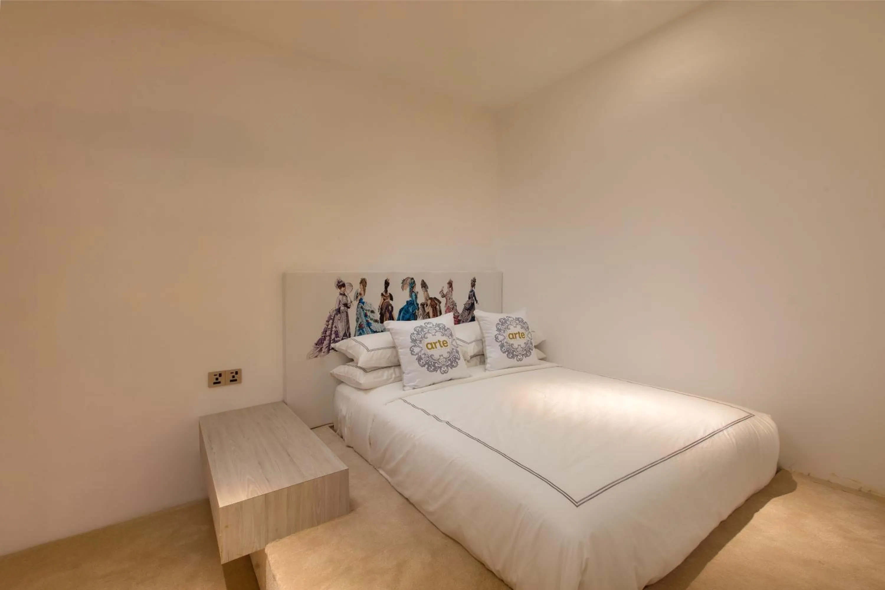 Bed in arte by Thomas Chan