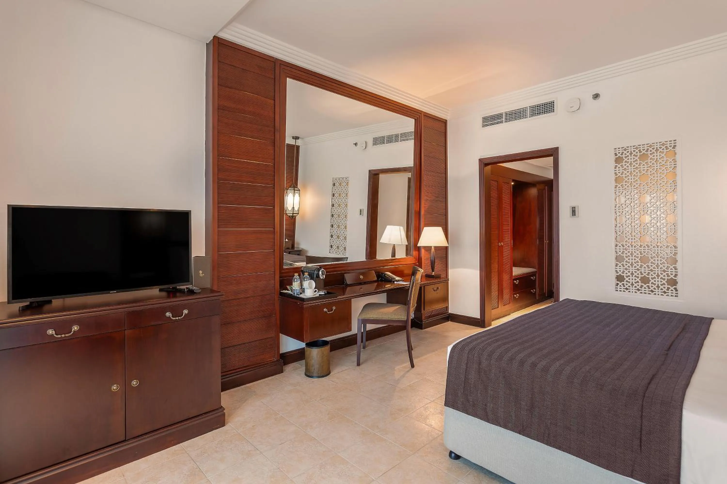 TV and multimedia, Bed in Ajman Hotel & Villas by Blazon Hotels