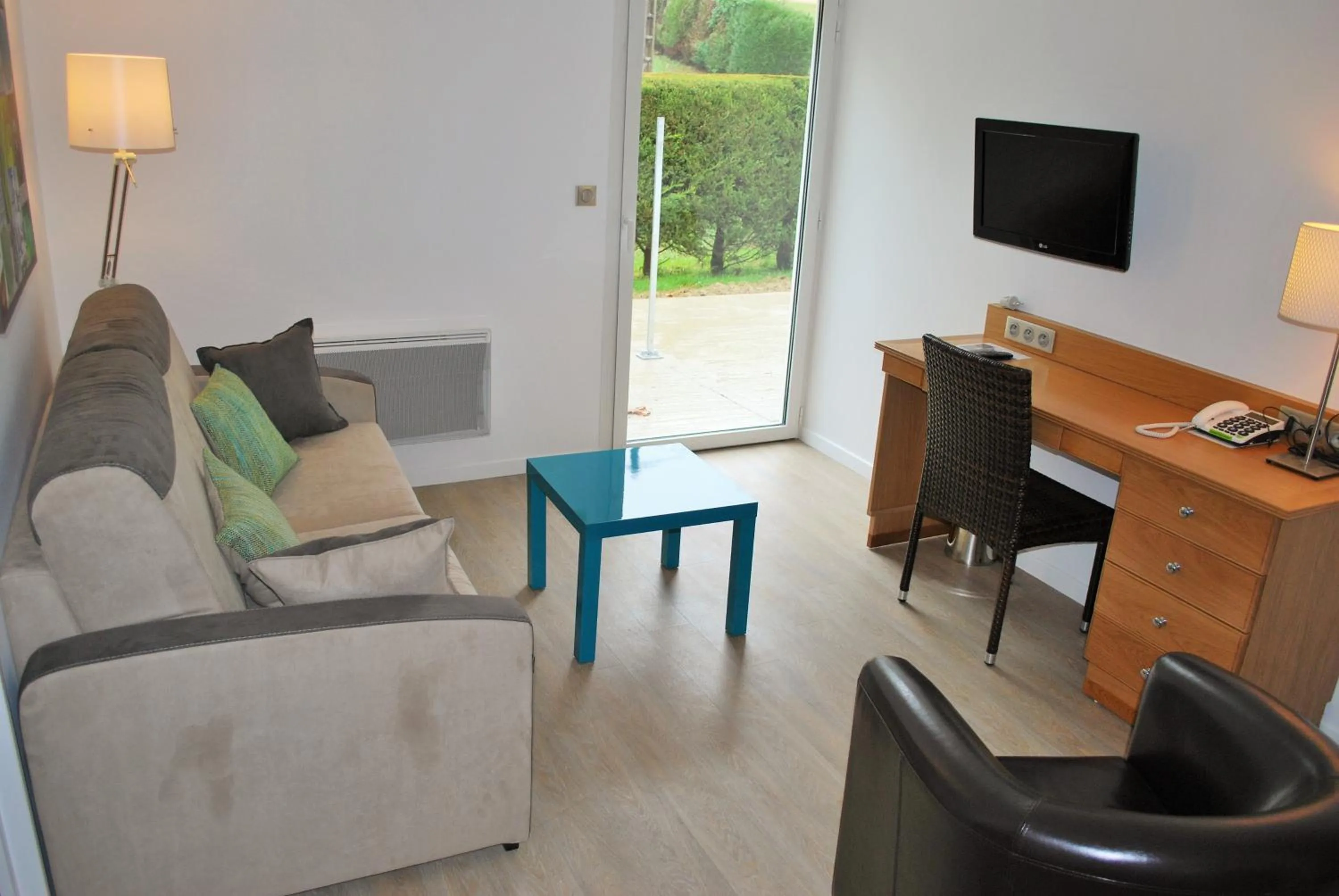 Photo of the whole room in Hotel Le Relais des Champs