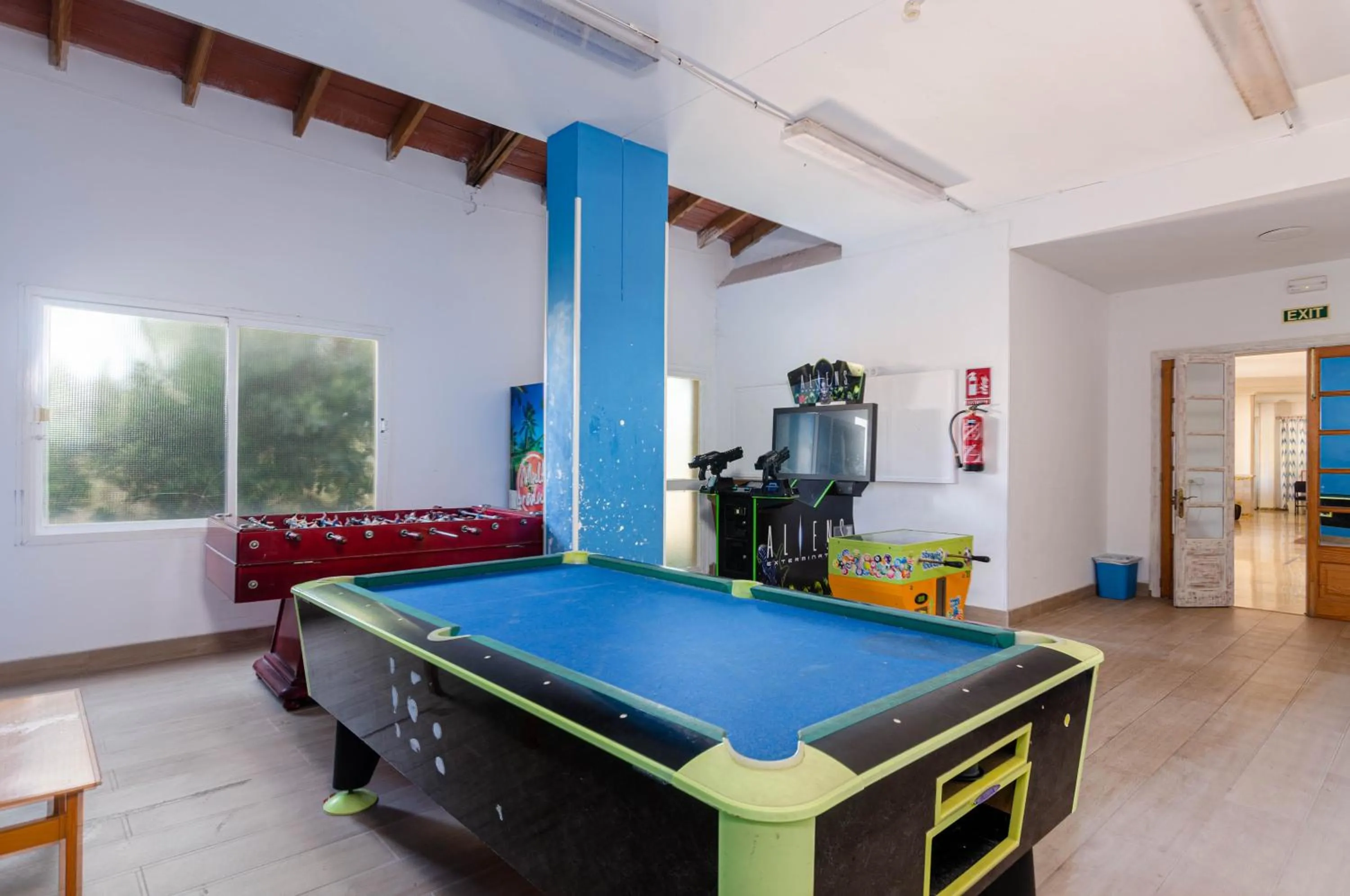 Game Room in Mariner Club