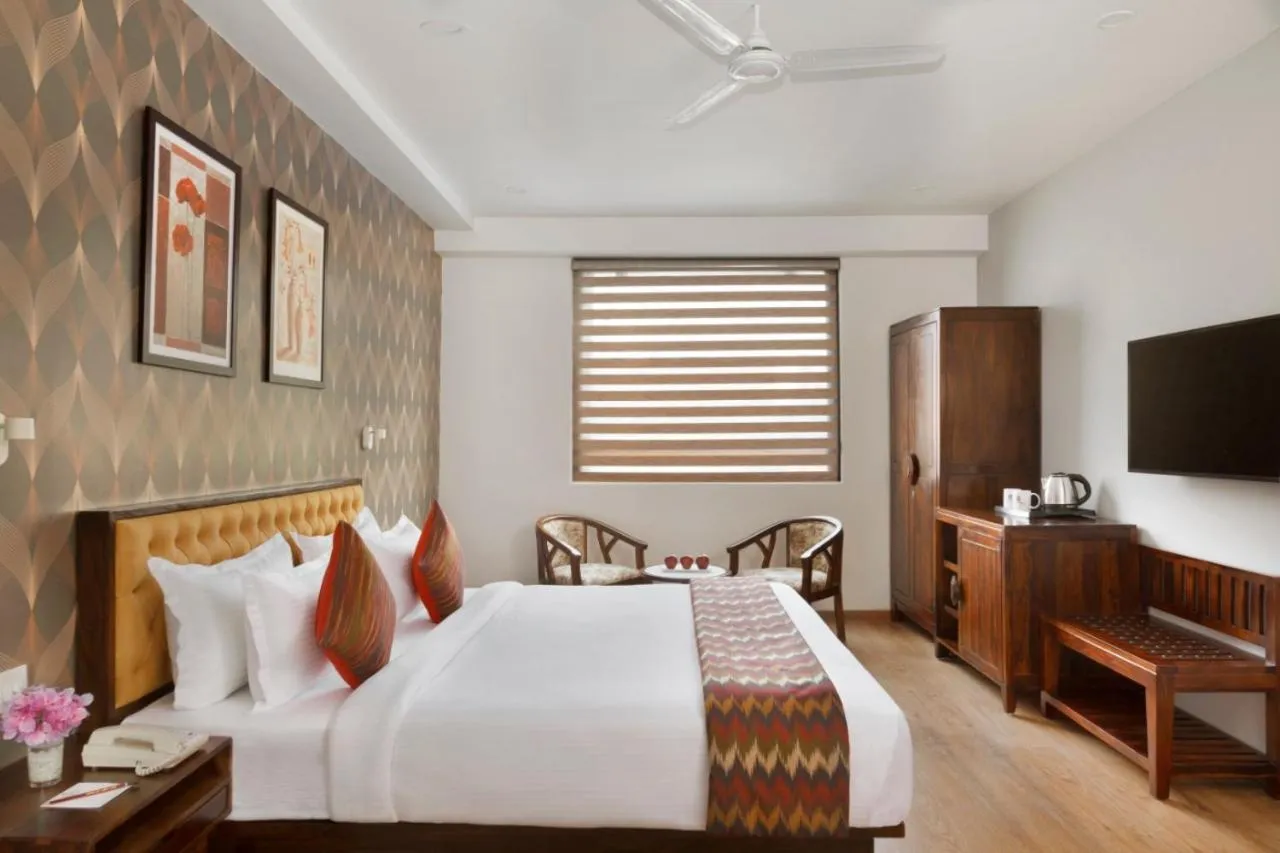 furniture, Bed in Click Hotel Jaipur, Raja Park