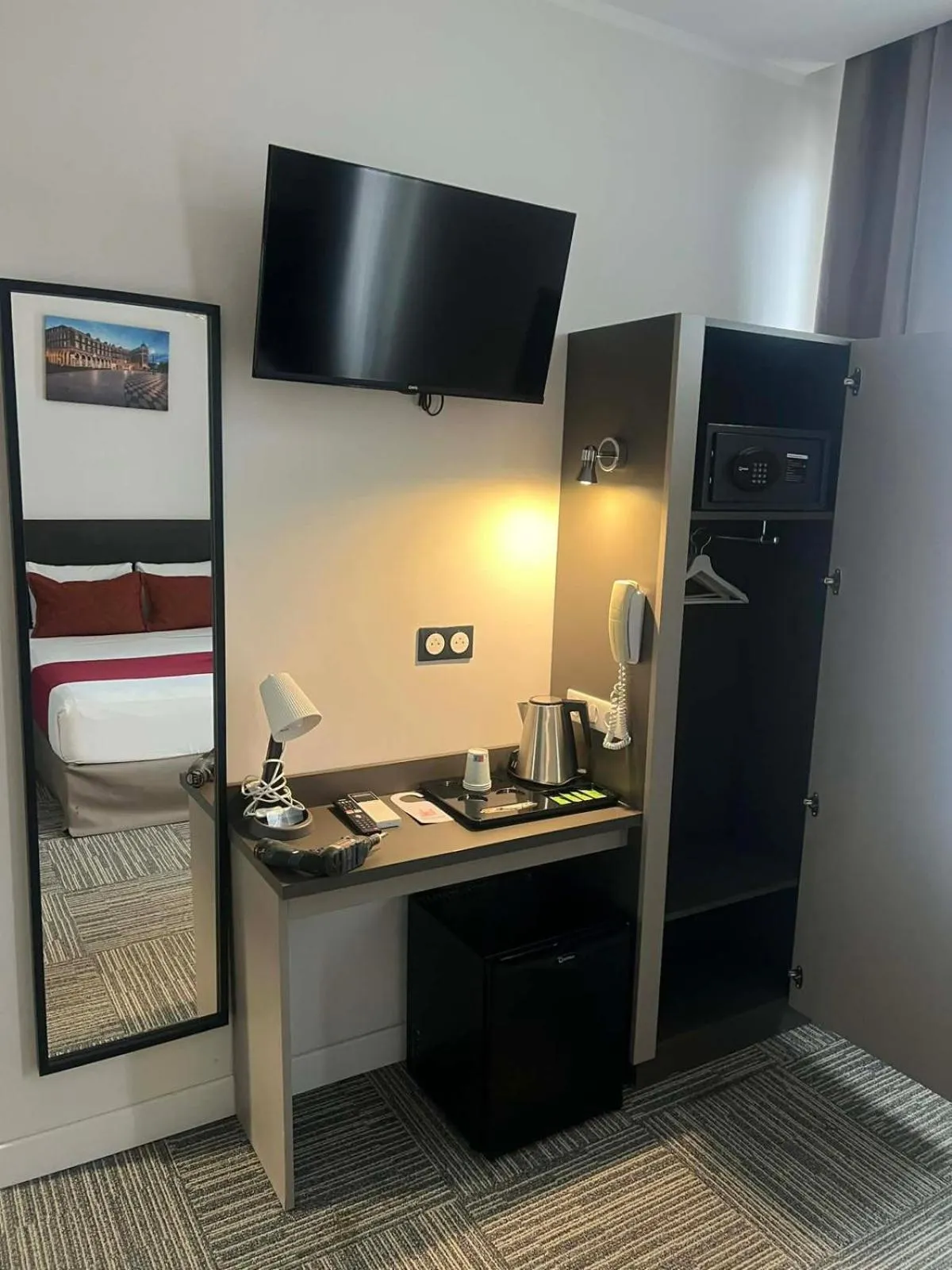 Bed in Evelia Hotels