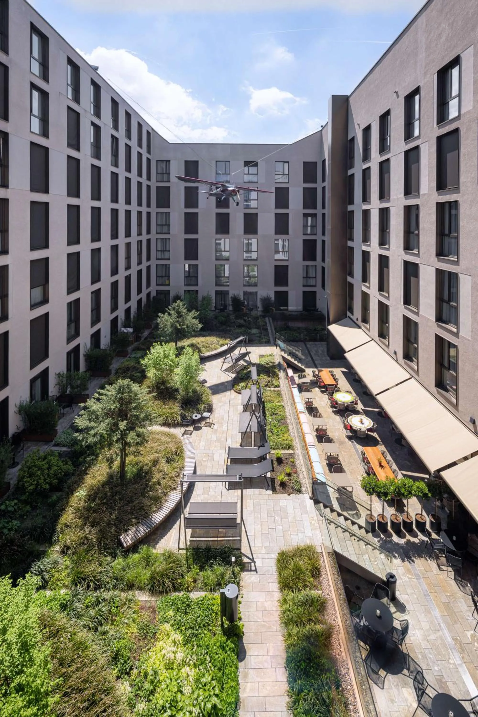 View (from property/room) in Radisson Hotel & Suites Zurich