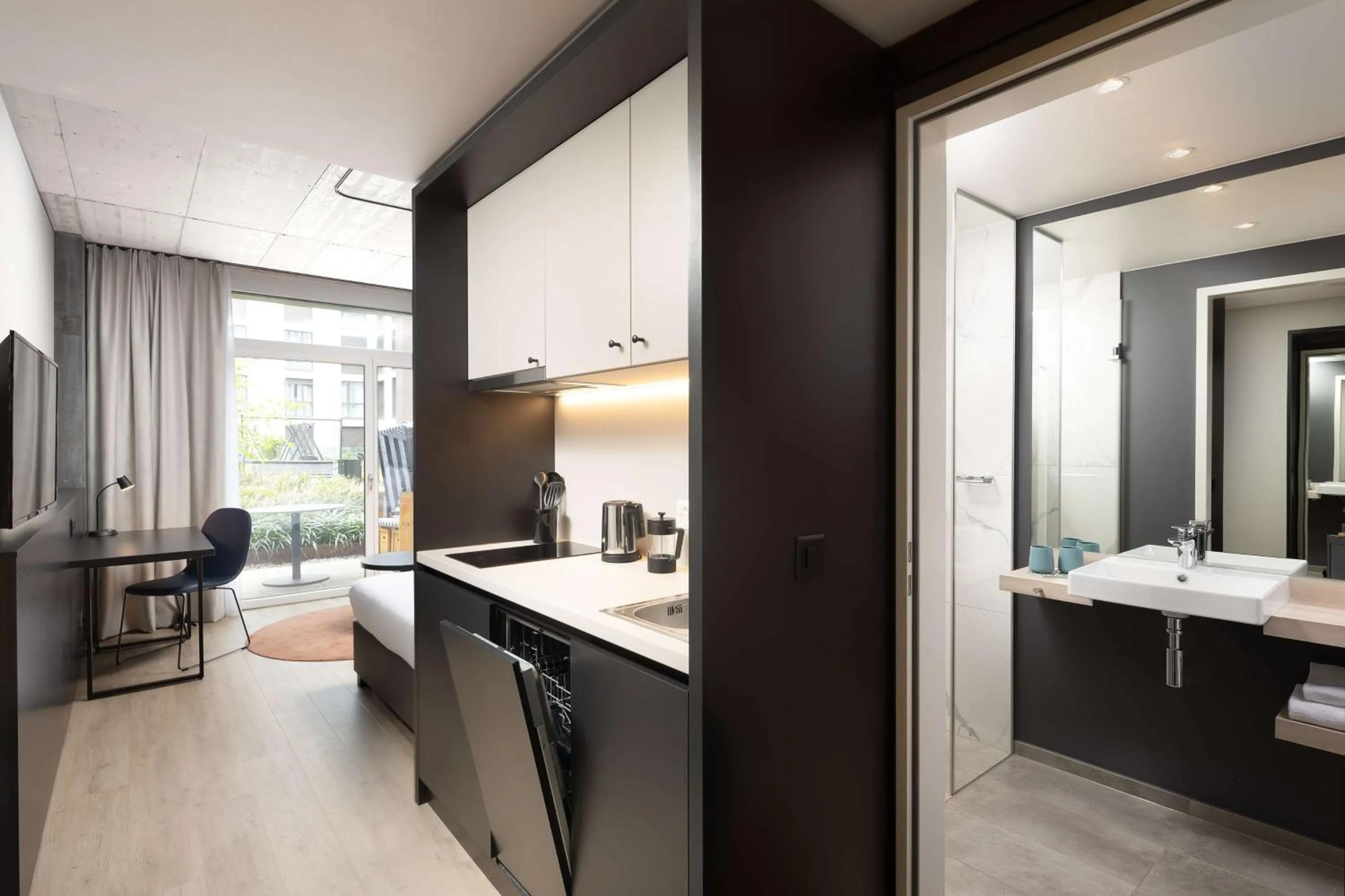 Bed in Radisson Hotel & Suites Zurich