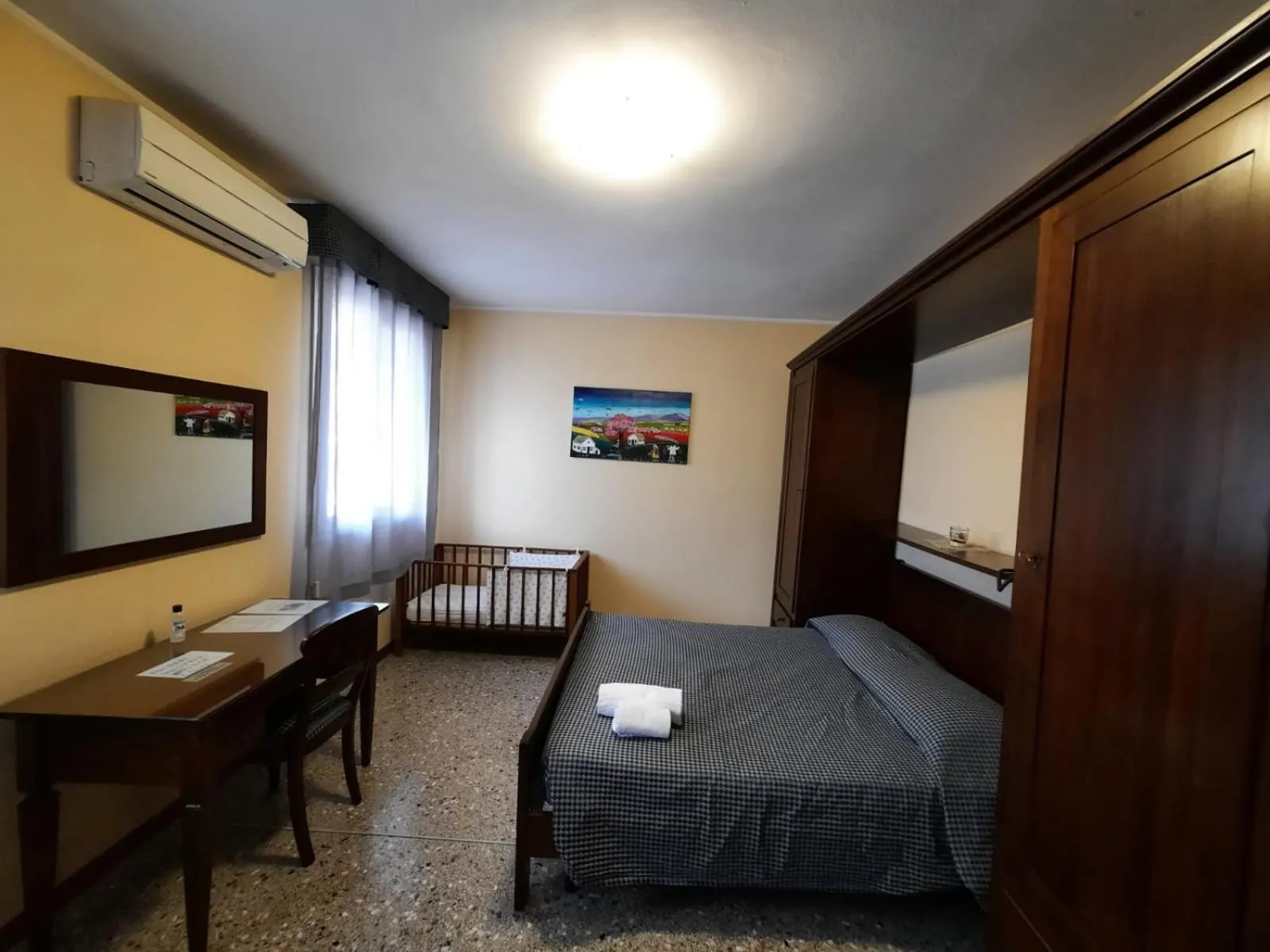 Bed in Affittacamere Canal