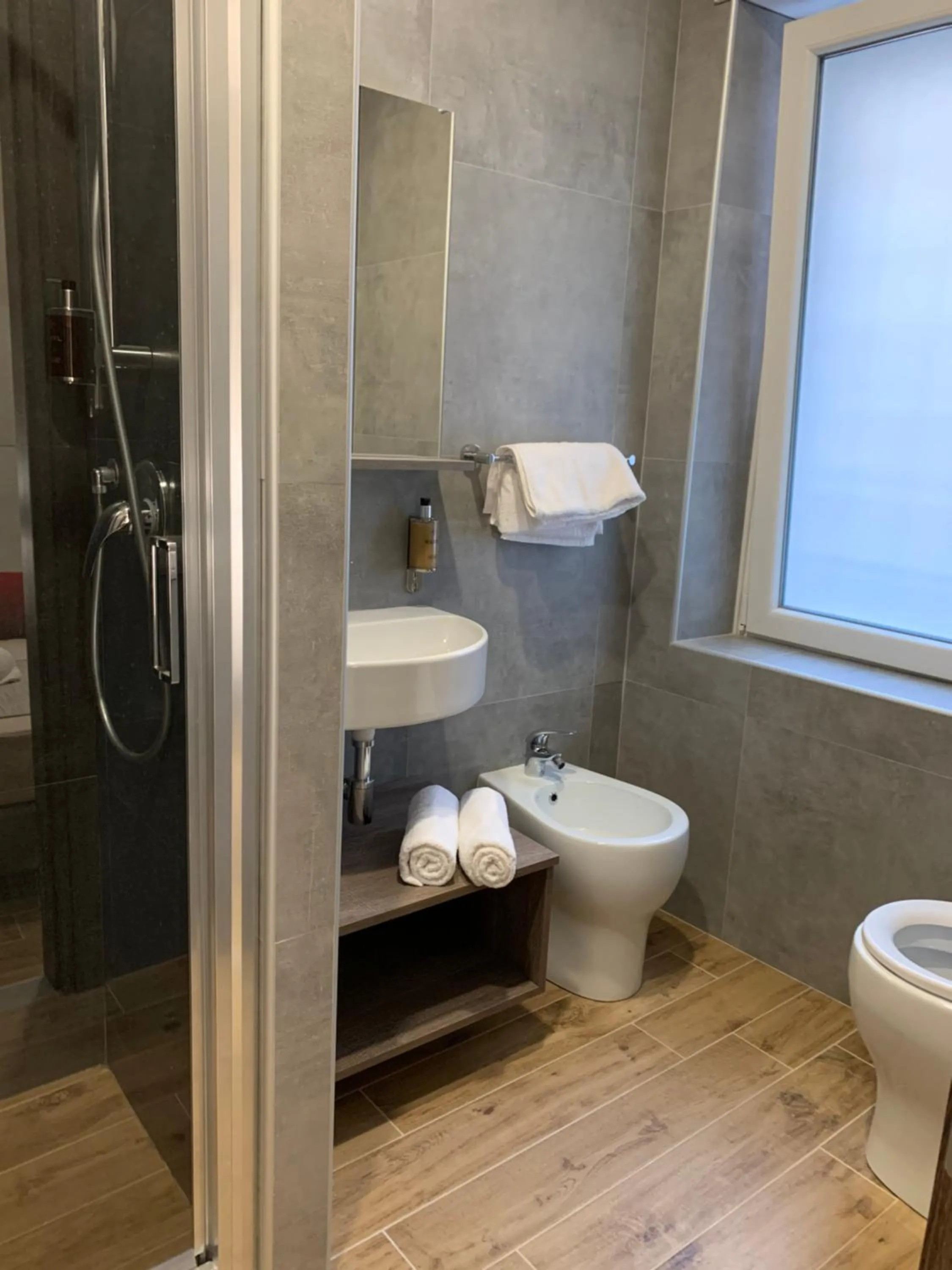 Bathroom in S. PIETRO B&B