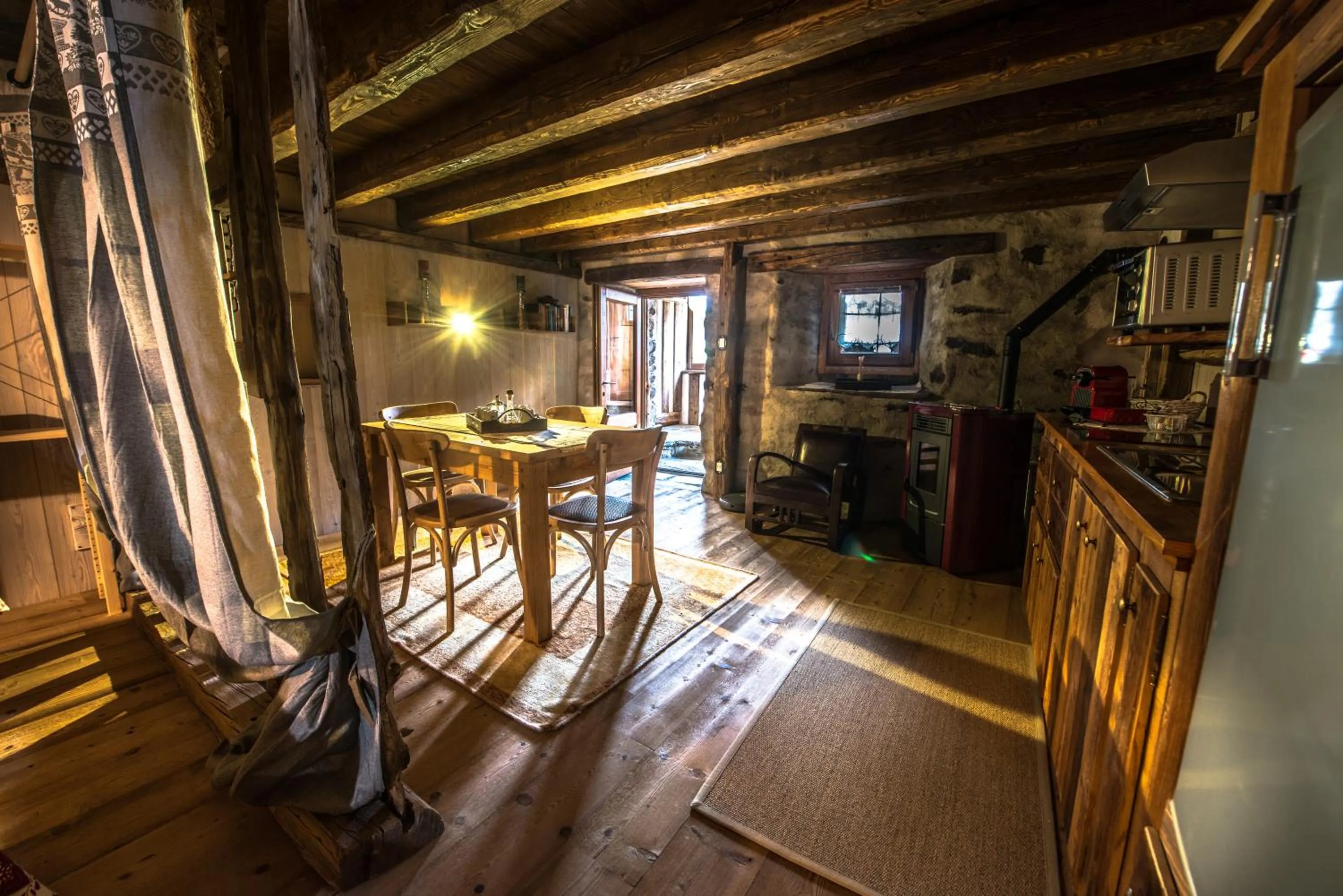 B&B LA VILLE CHAMOIS