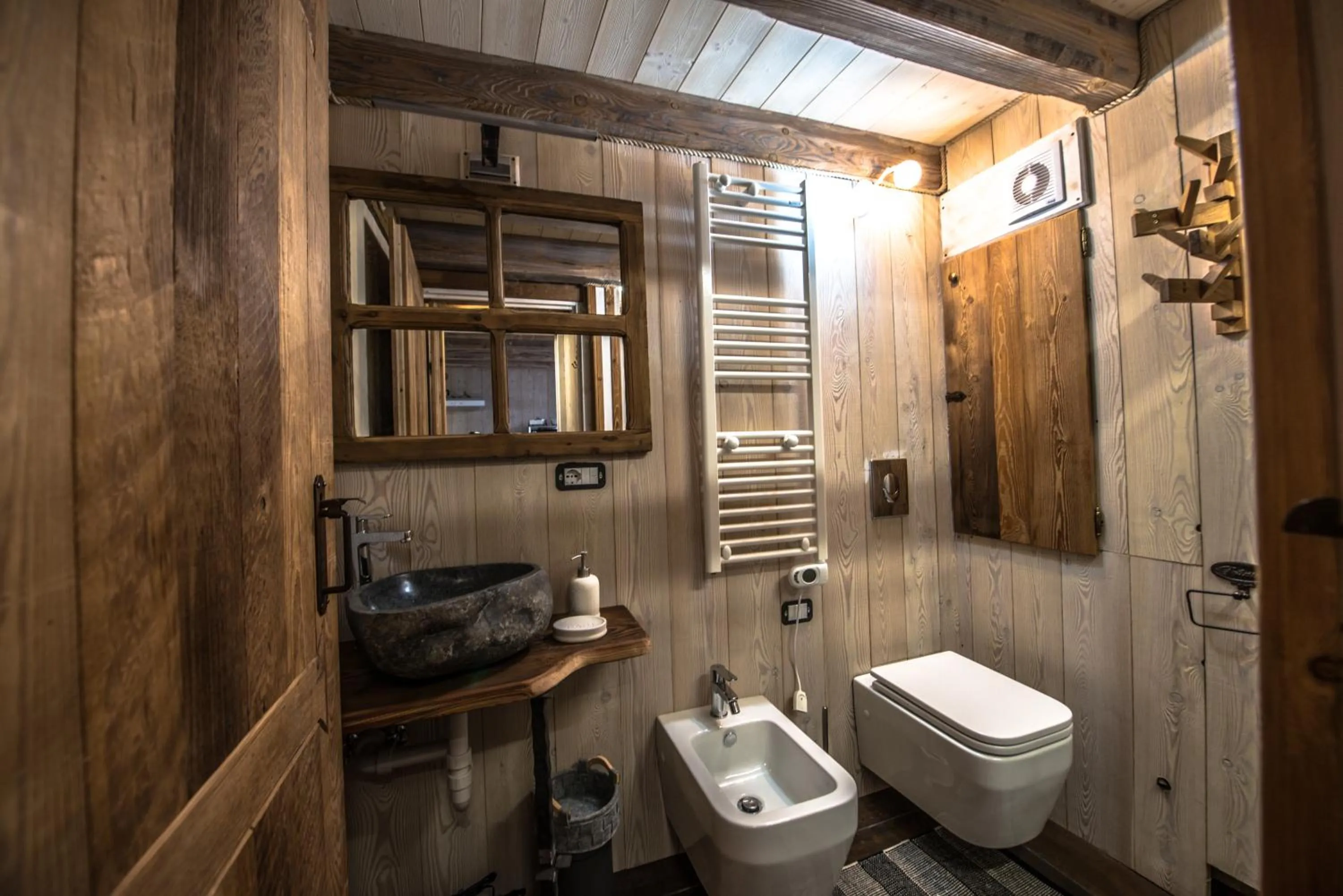 B&B LA VILLE CHAMOIS