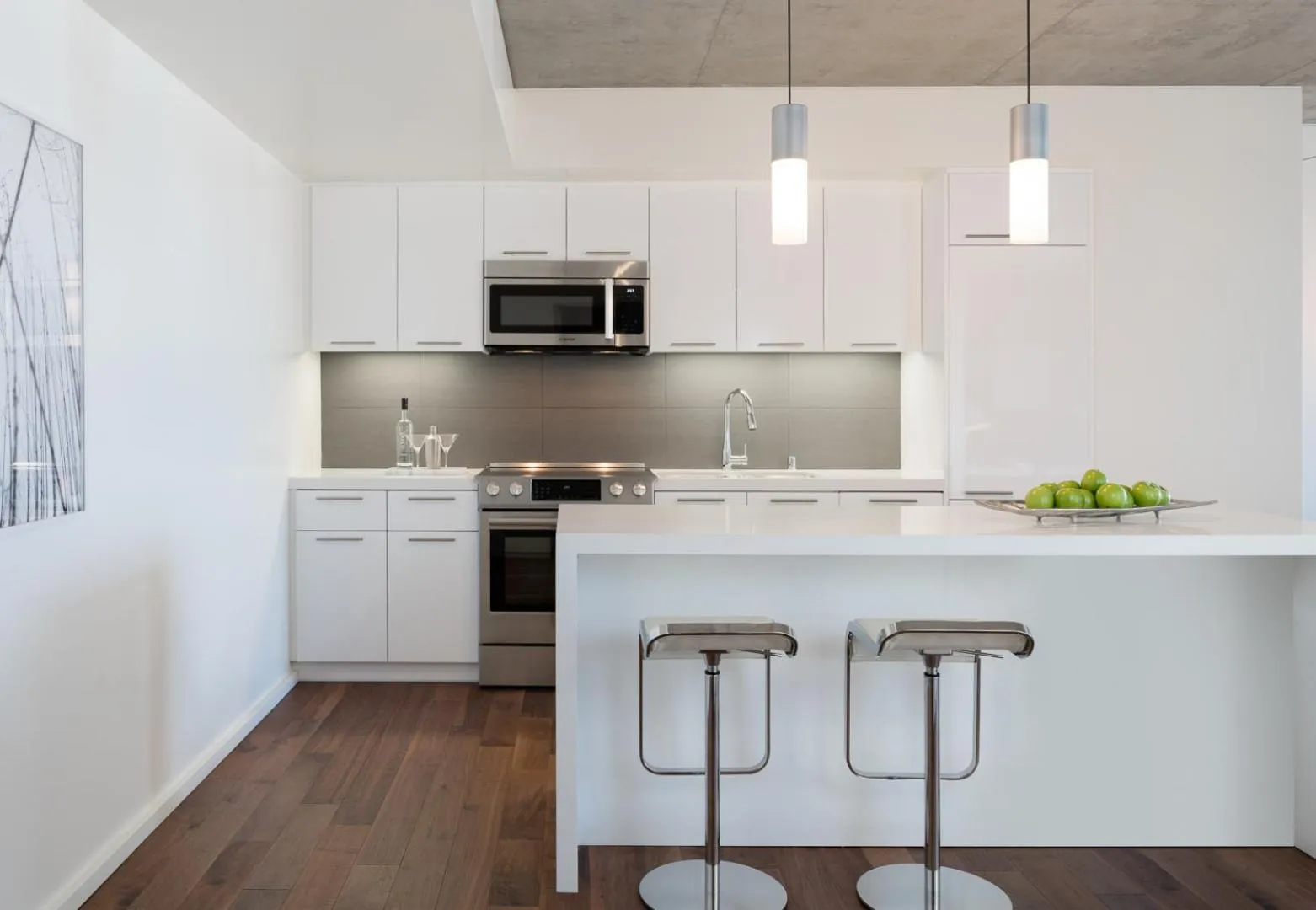 Dining area in AKA West Hollywood