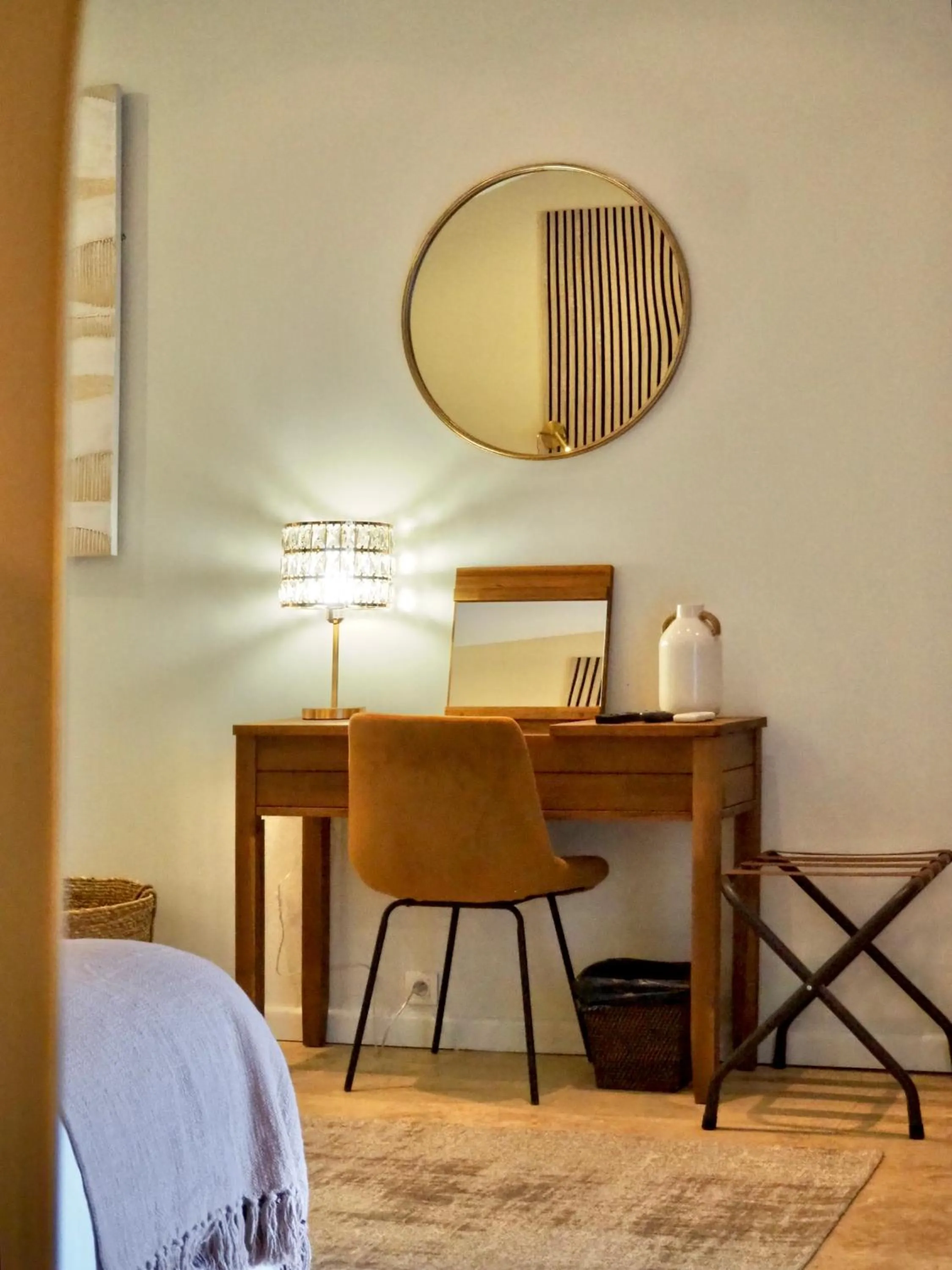 Bed in Le Jas de Joucas Hôtel-Restaurant