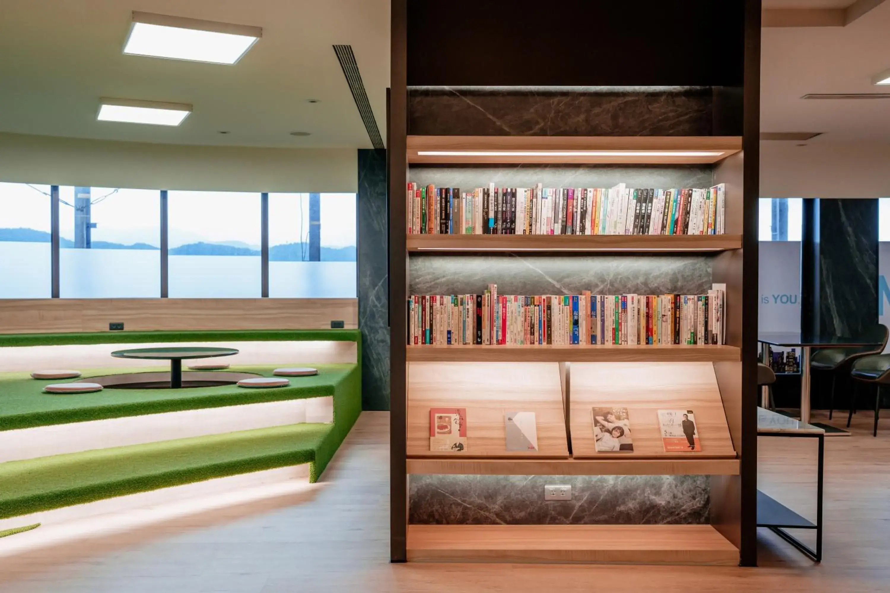 Library, Bed in Hub Hotel - Songshan Airport Branch Library, Bed in Hub Hotel - Songshan Airport Branch