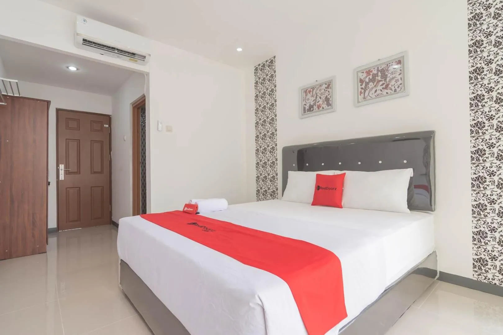 Bedroom in Koolkost at Regol Park - Minimum Stay 6 Nights