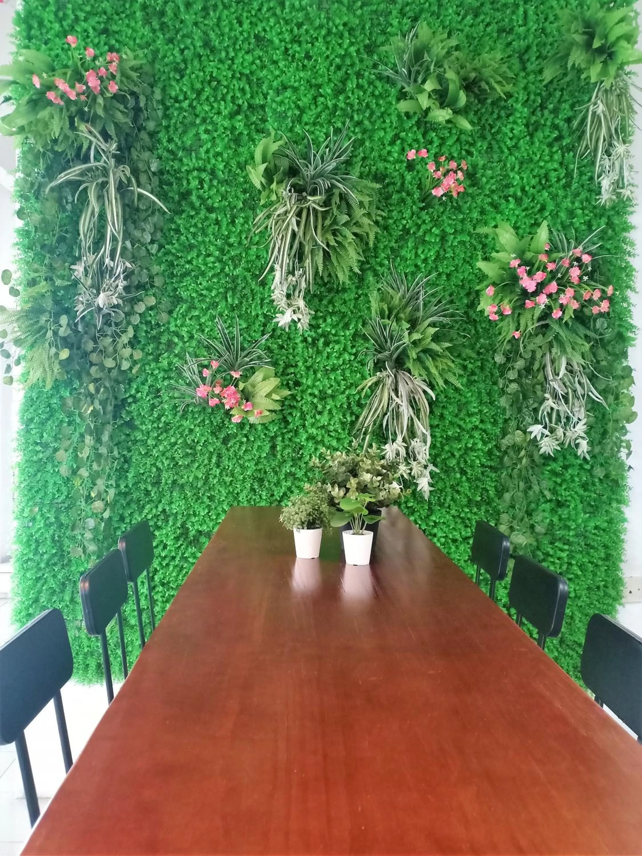 Communal lounge/ TV room in Hotel SMZ Sungai Siput (u)