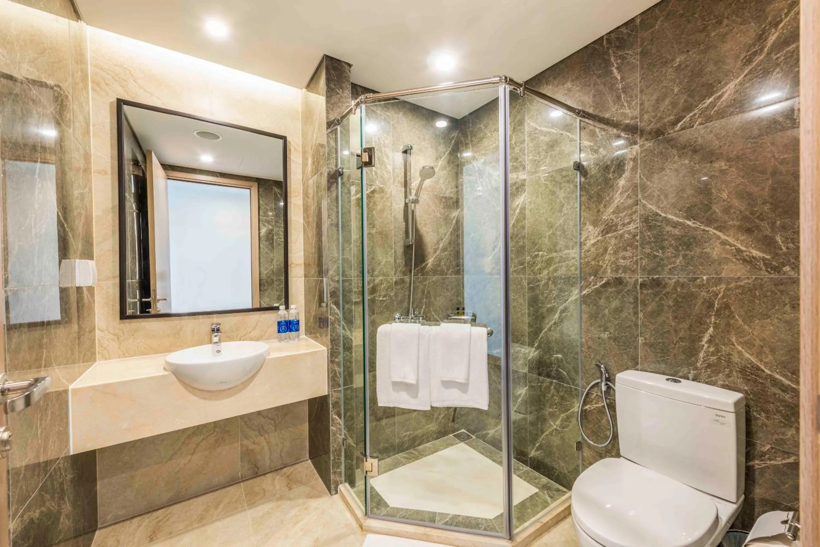 Bathroom in Vinholidays Fiesta Phu Quoc