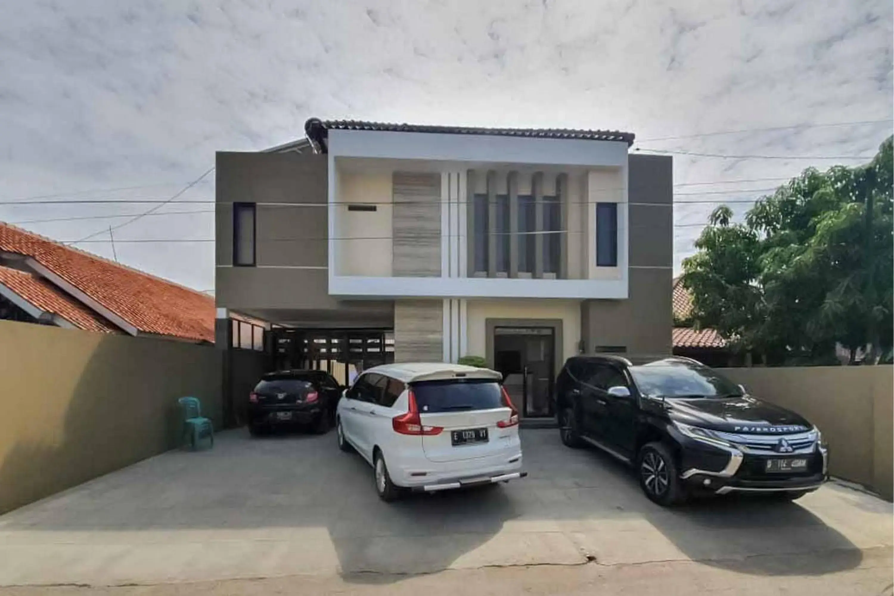 Property building in Jatiwangi Syariah Guest House Mitra RedDoorz Property building in Jatiwangi Syariah Guest House Mitra RedDoorz