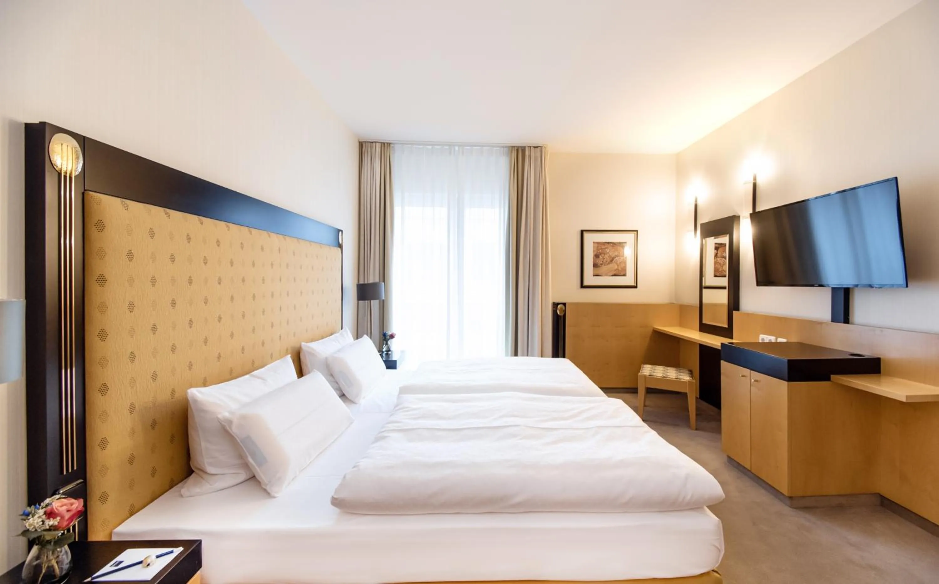 Bedroom, Bed in Dorint Charlottenhof Halle (Saale)