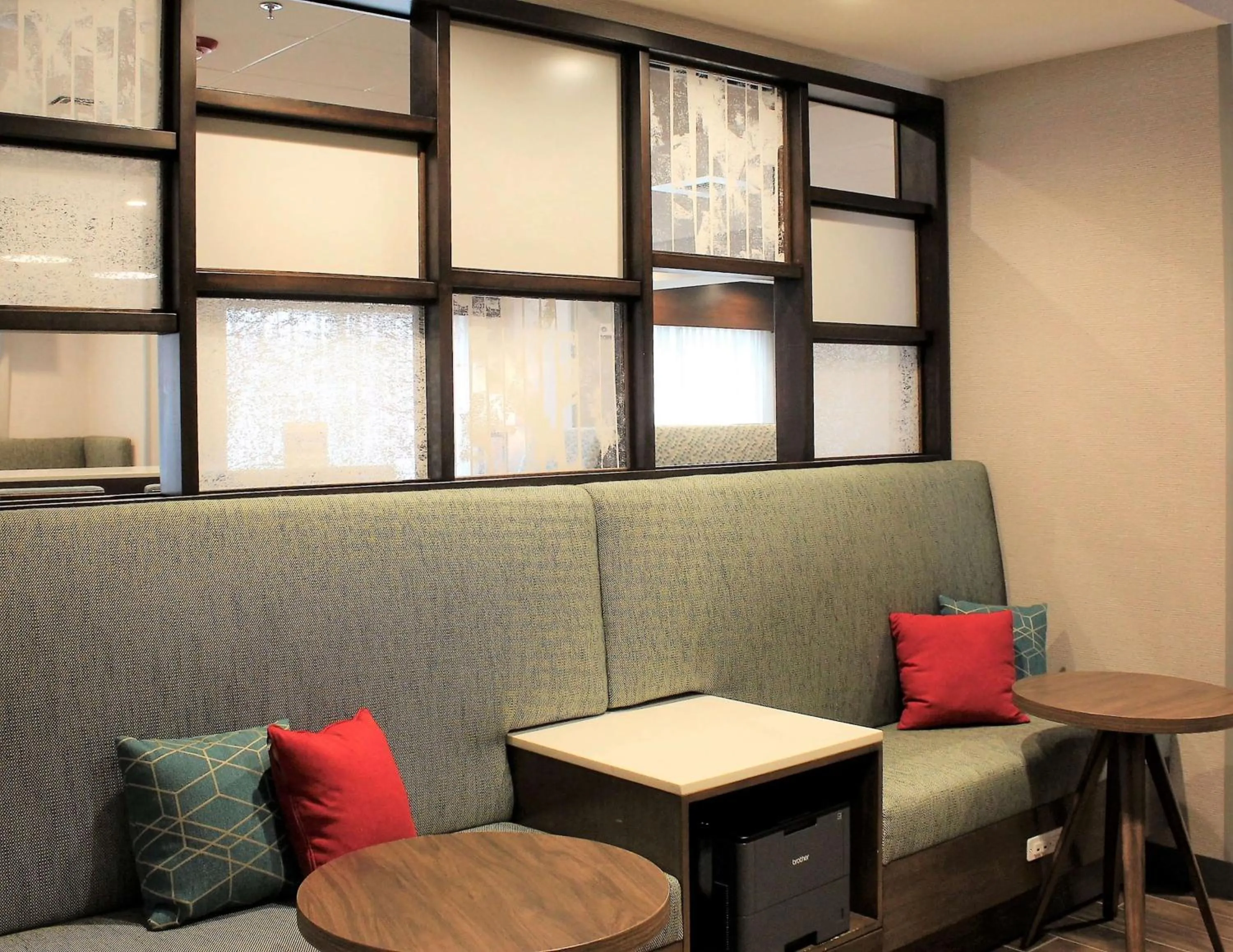 Business facilities in Hampton Inn Lexington