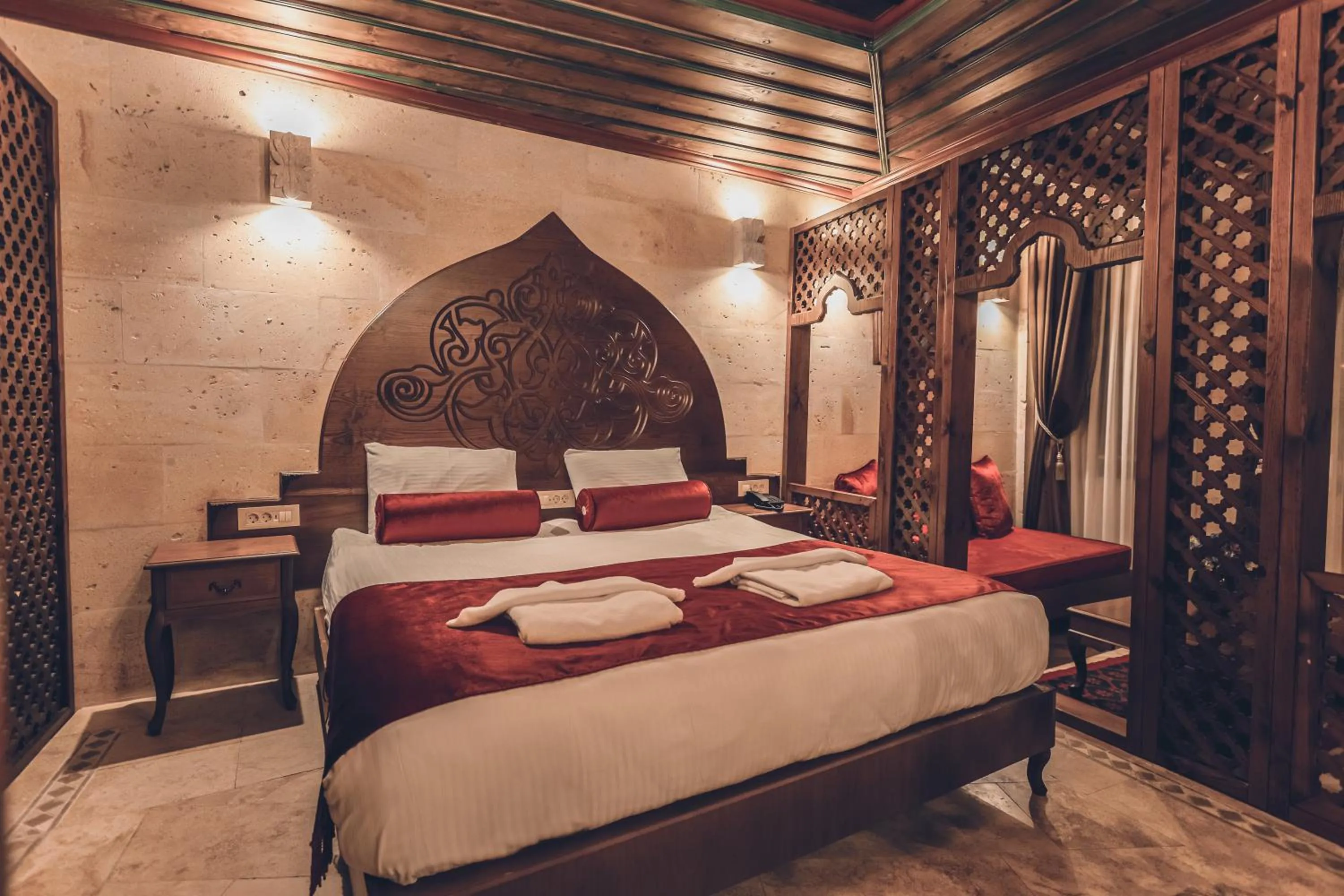 Photo of the whole room, Bed in Sobek Stone House Cappadocia