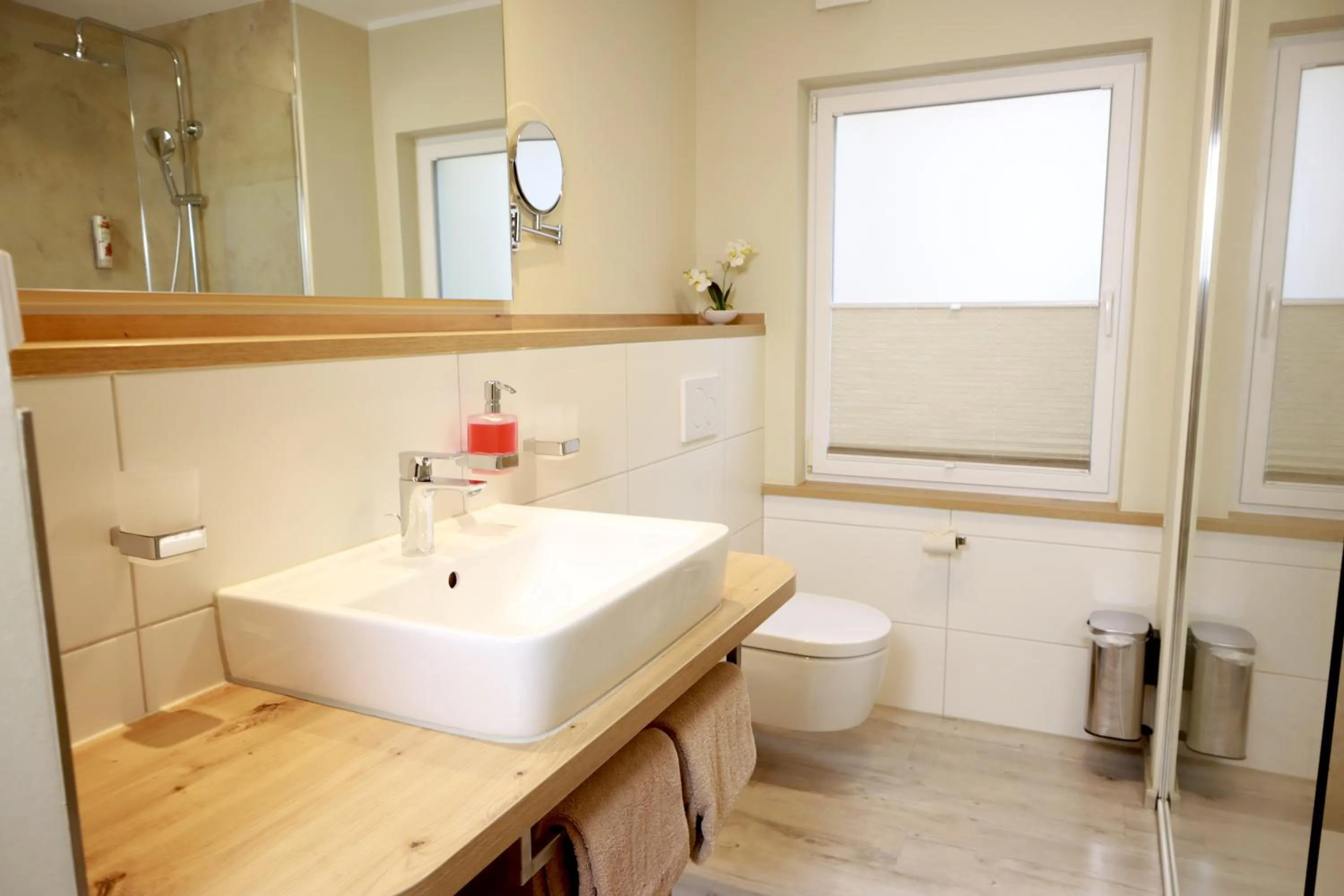 Shower in Weinhaus Gräfen