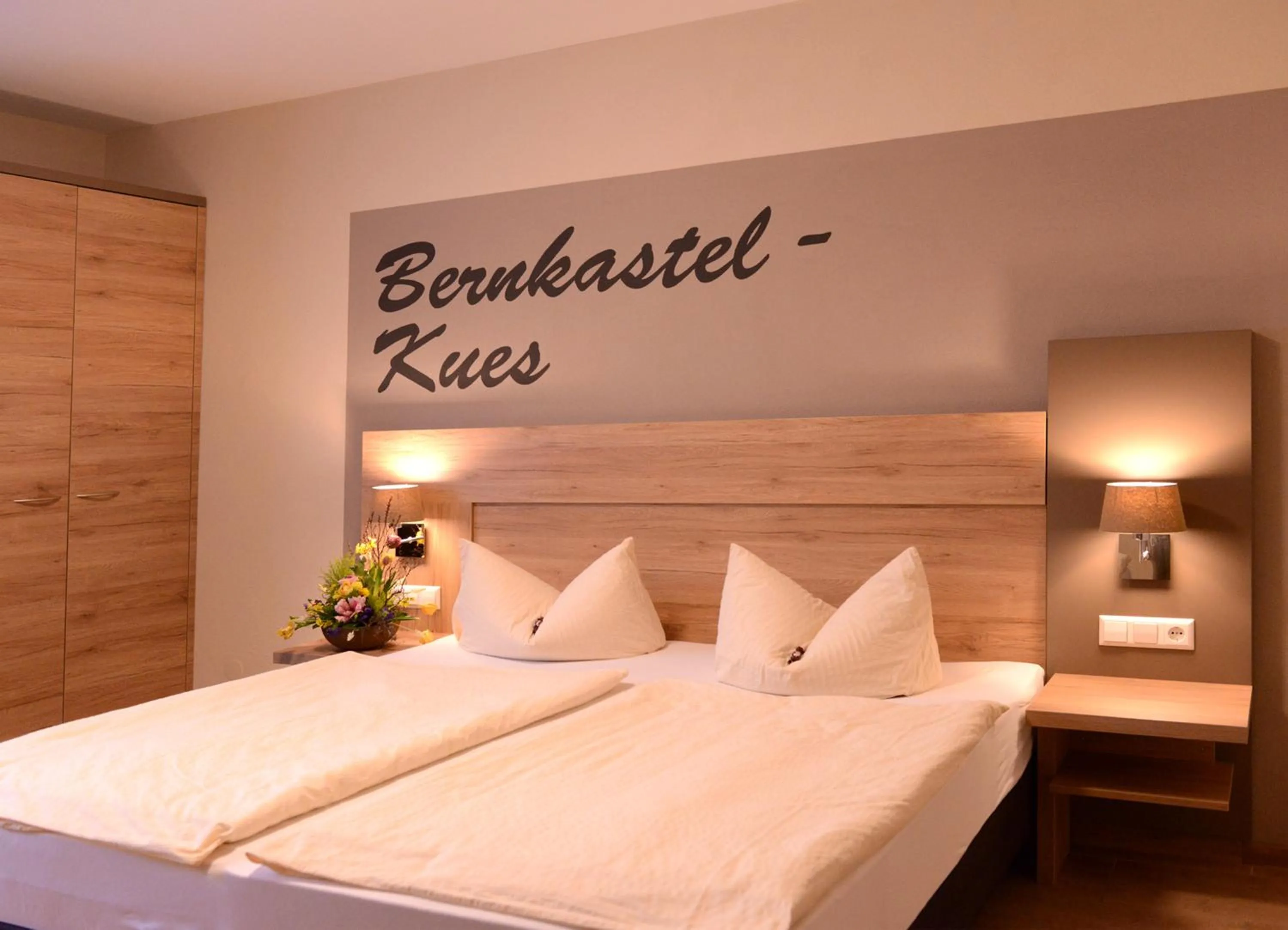 Bedroom, Bed in Weinhaus Gräfen