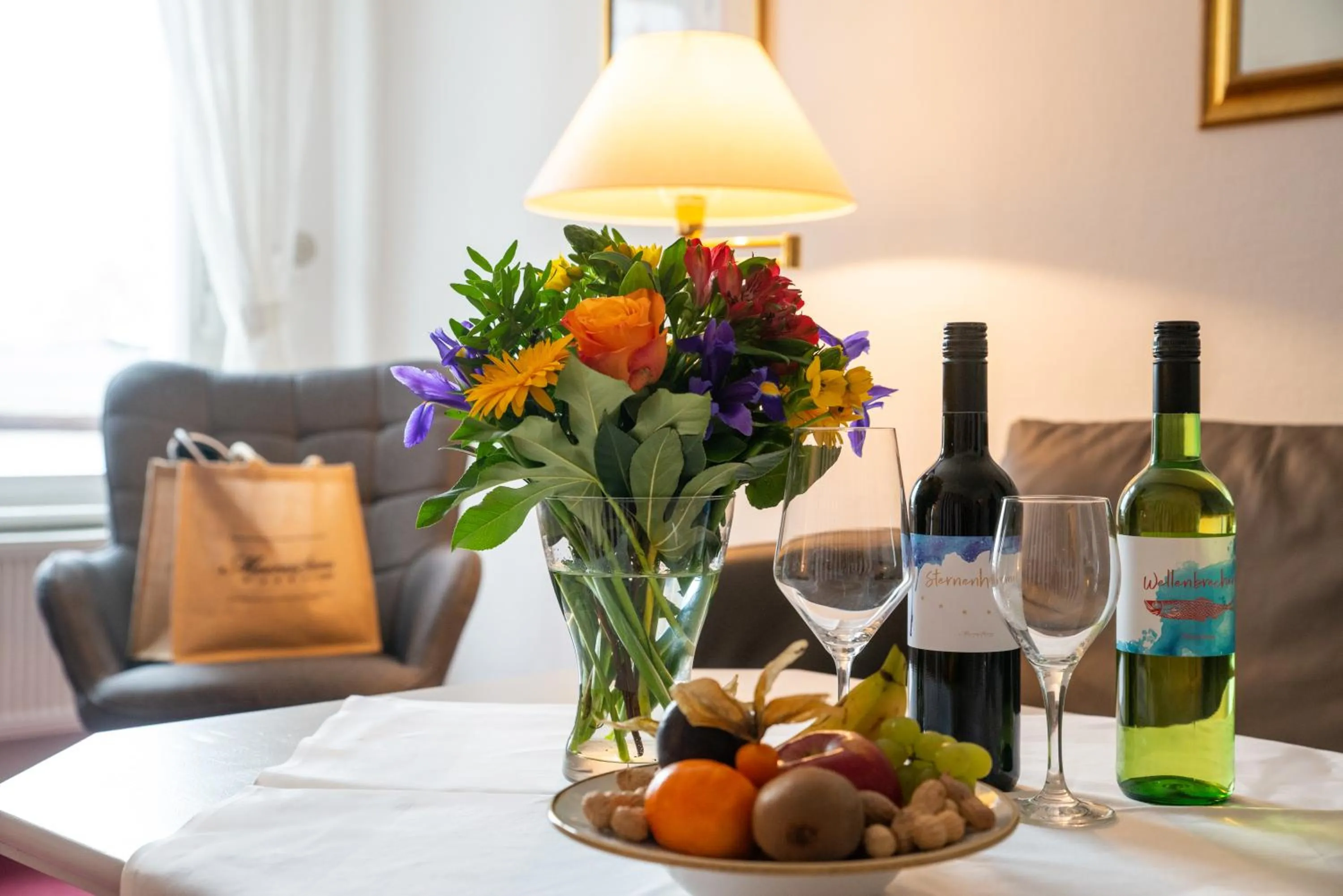 Photo of the whole room in Meeressterne Hotel Weißes Schloß