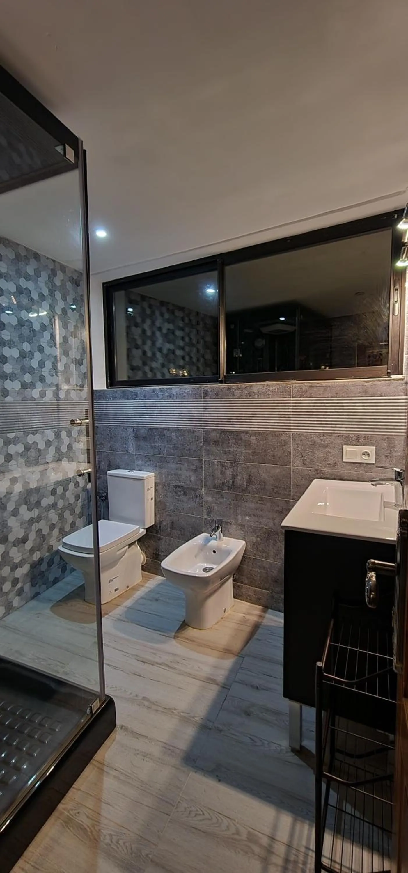 Equi Palace & SPA Near Aeroport