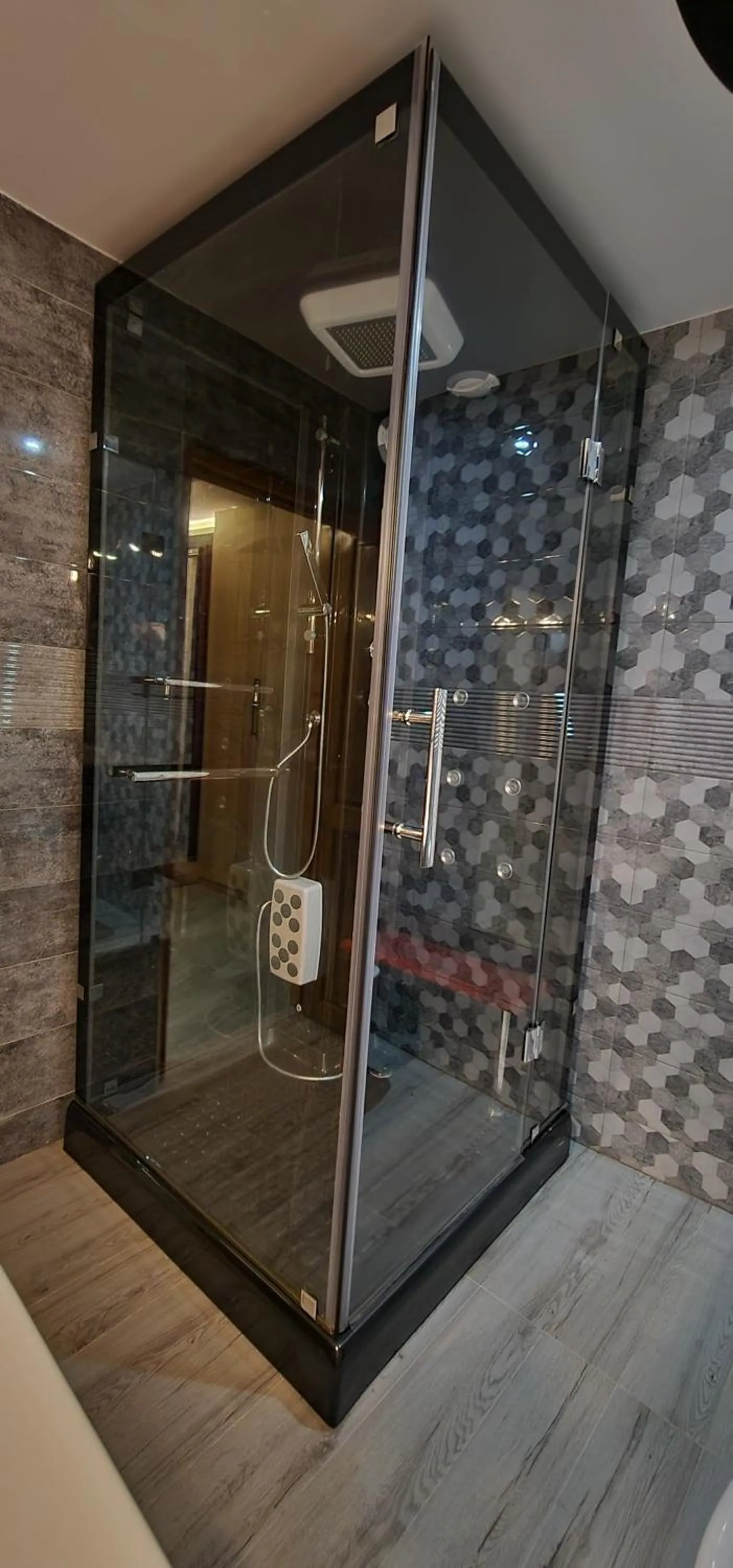 Equi Palace & SPA Near Aeroport