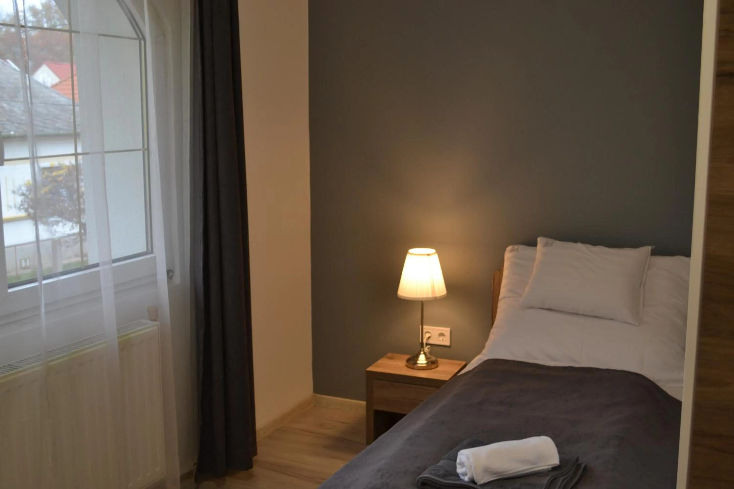 Bed in Főnix Design Rooms