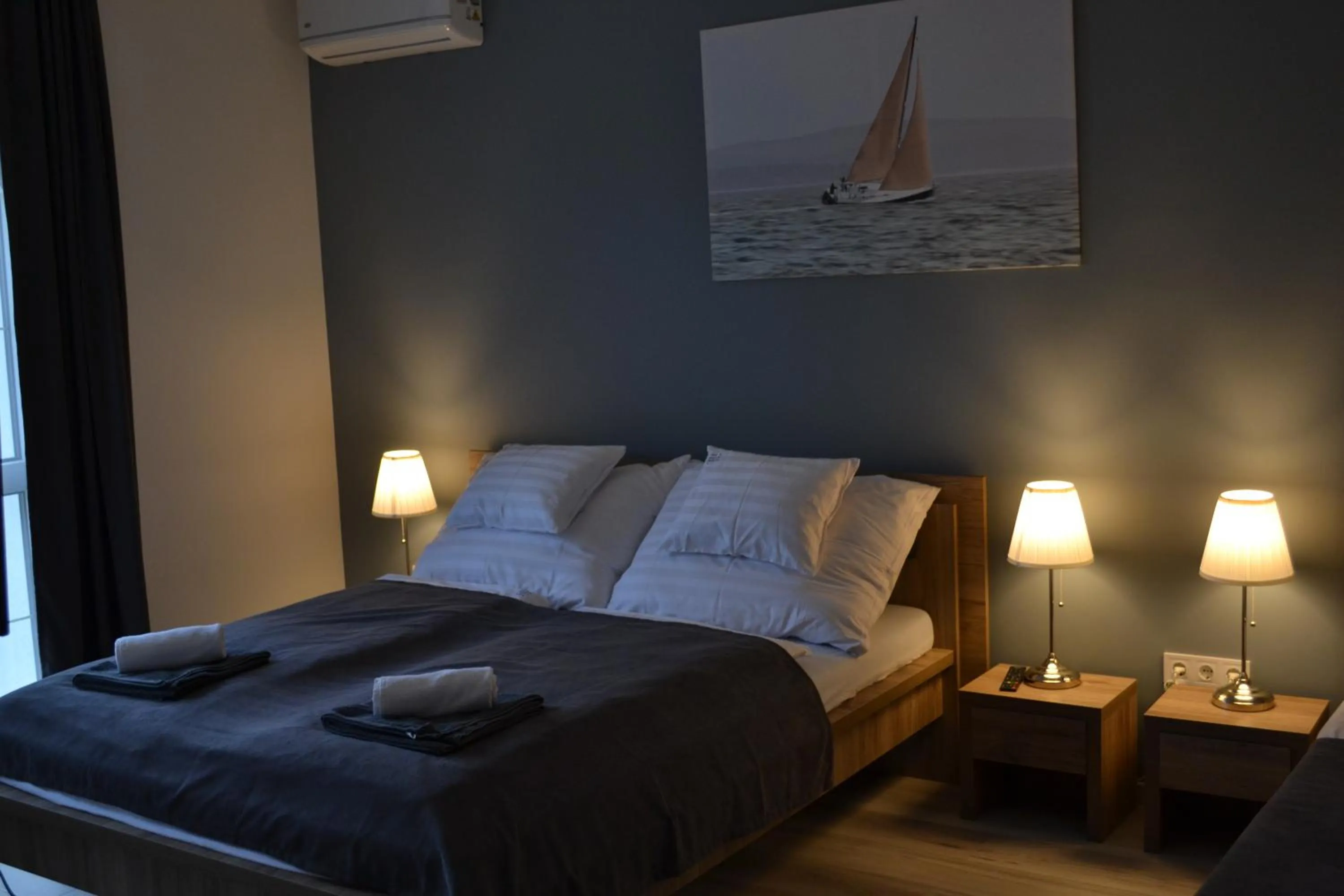 Photo of the whole room in Főnix Design Rooms