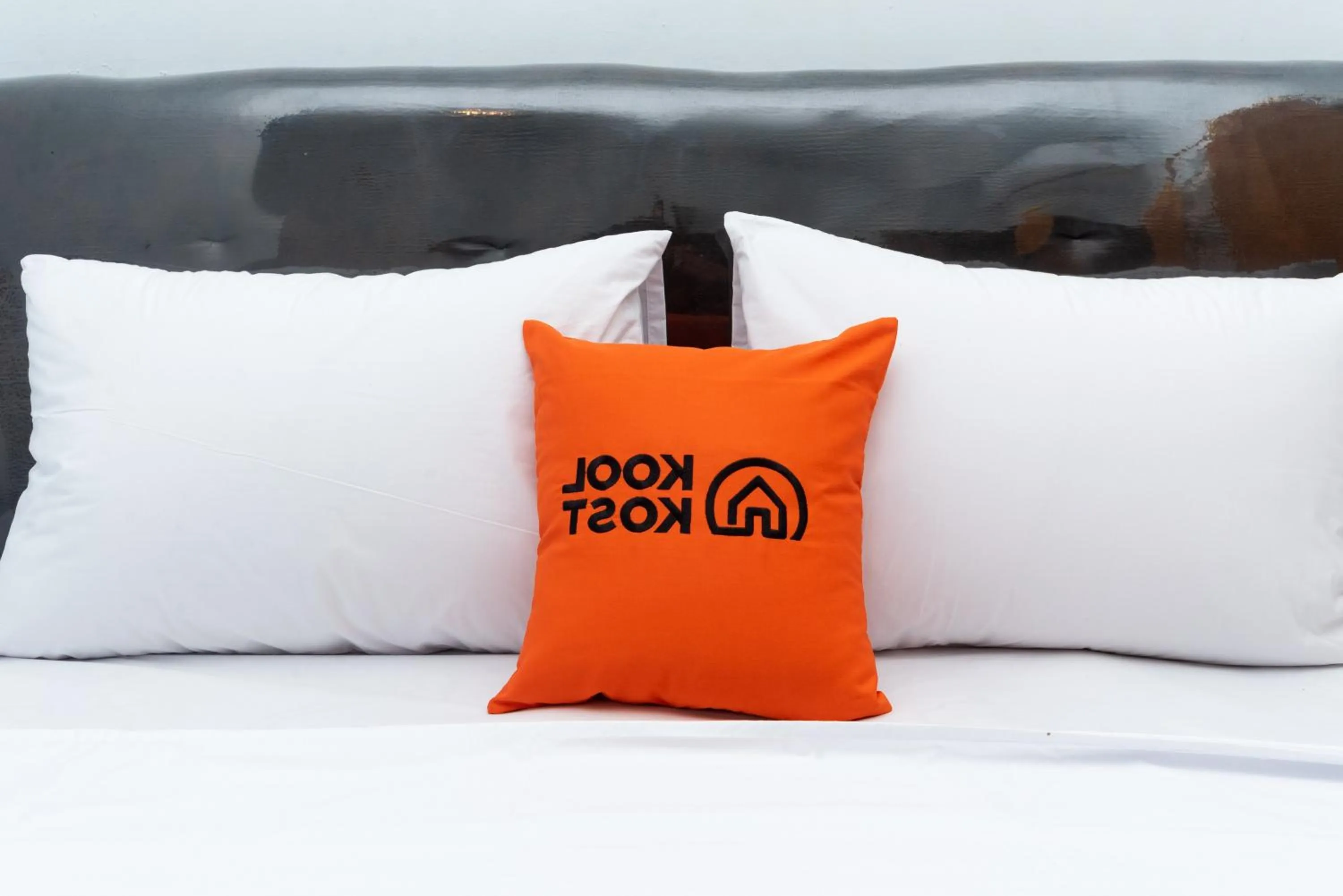 Bed in KoolKost at Poppies Lane Street - Minimum stay 30 nights