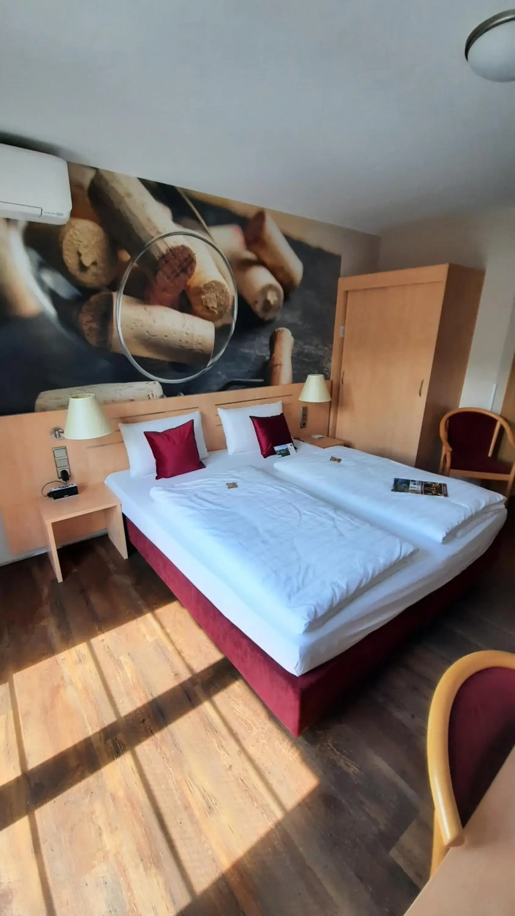 Double Room with Balcony and River View in Hotel Halfenstube & Villa Spa 1894 Double Room with Balcony and River View in Hotel Halfenstube & Villa Spa 1894