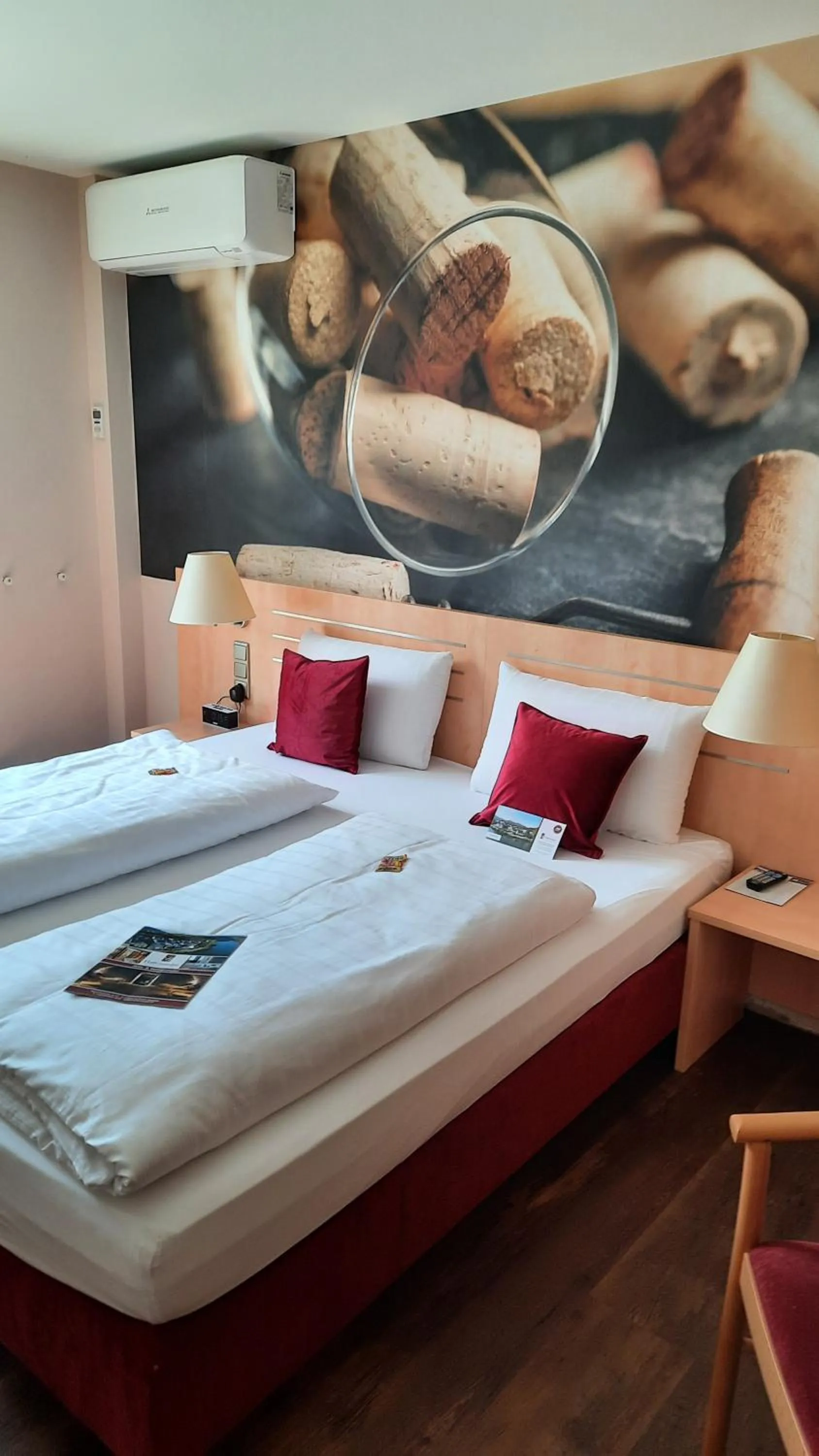 Photo of the whole room, Bed in Hotel Halfenstube & Villa Spa 1894