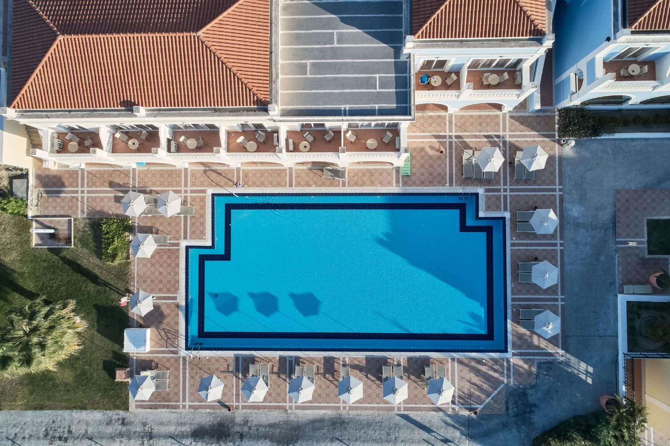 Swimming pool in Porto Bello Royal