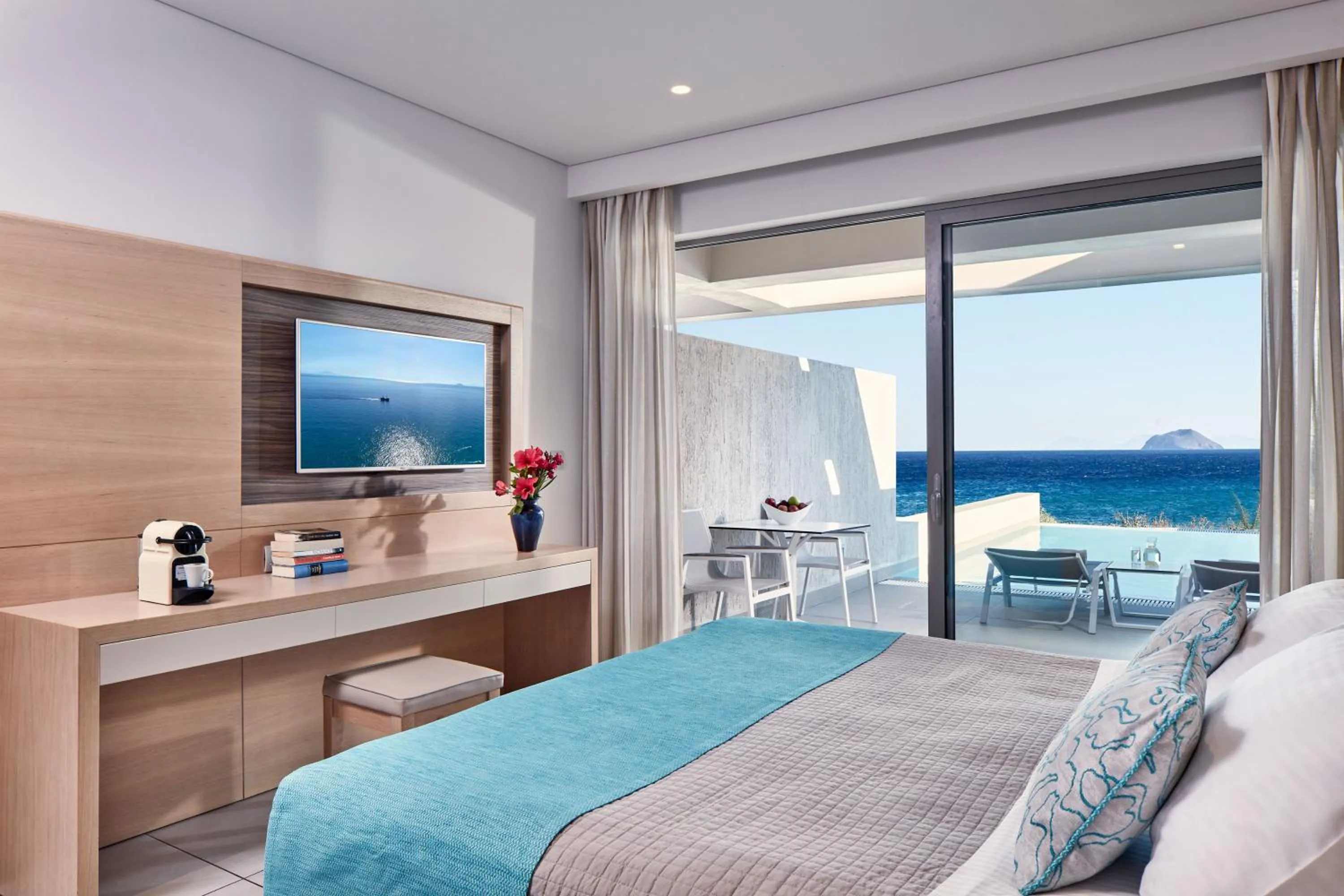 Bed in Porto Bello Royal