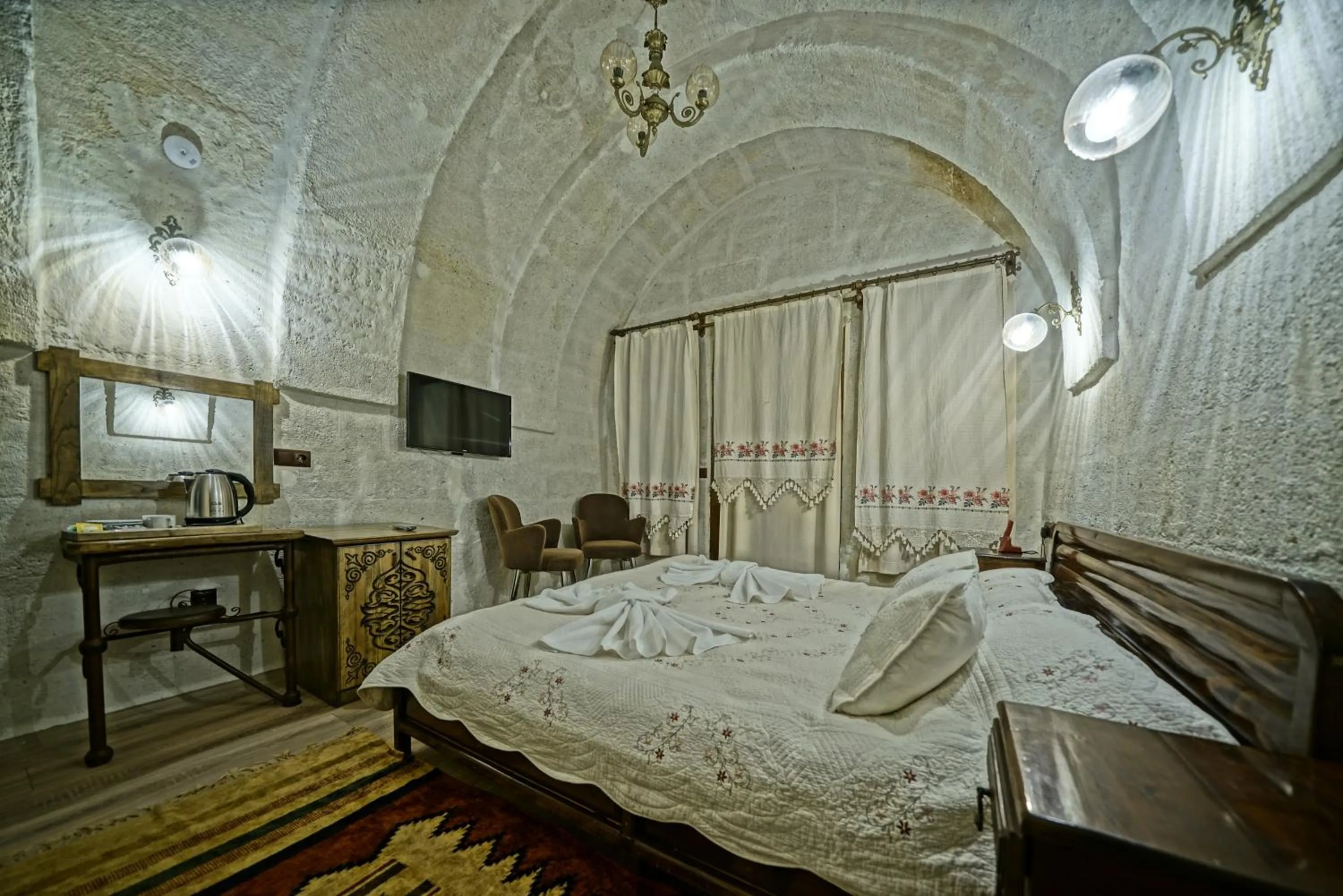 Bedroom, Bed in Cappadocia Fairy Tale Suites