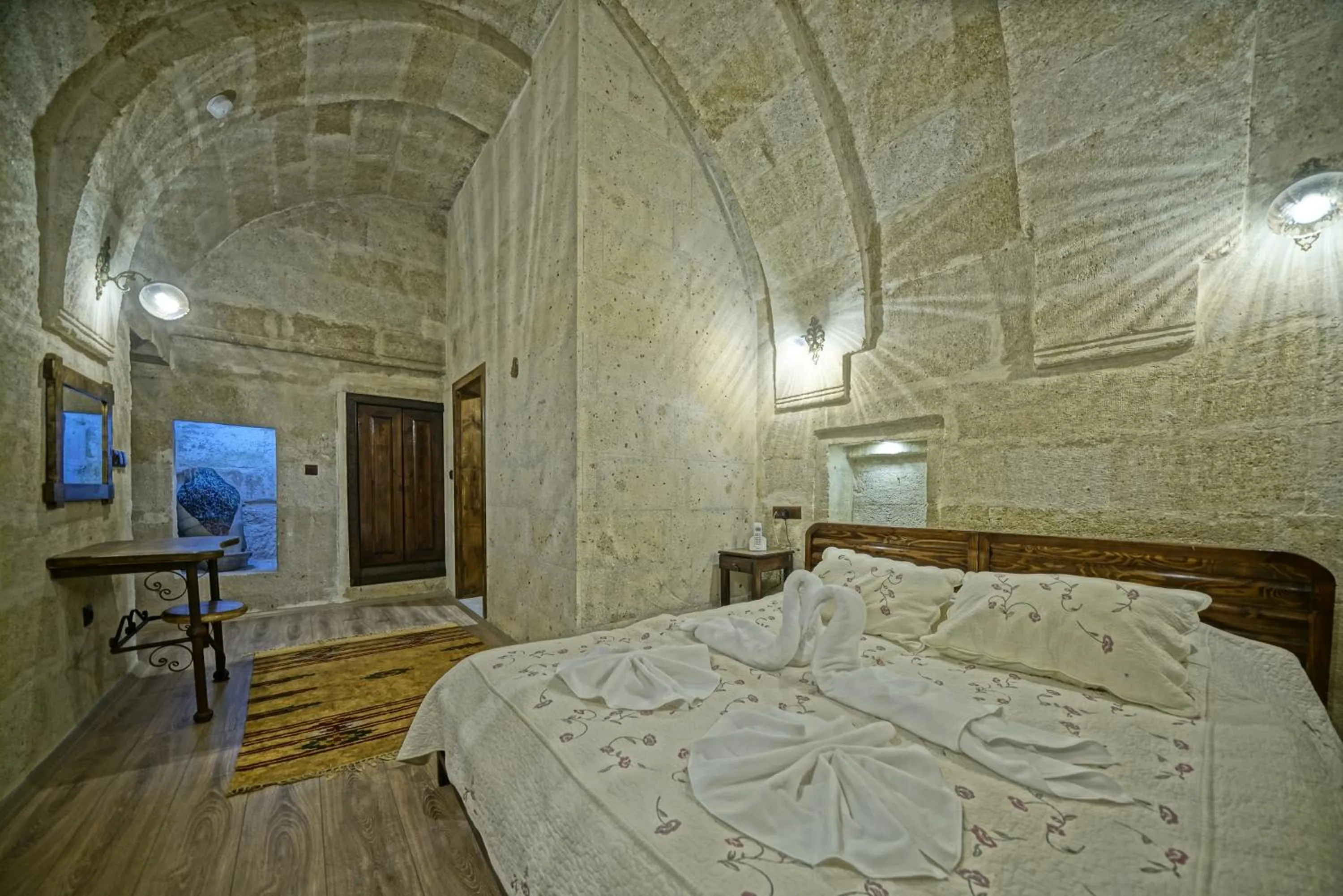 Bedroom, Bed in Cappadocia Fairy Tale Suites