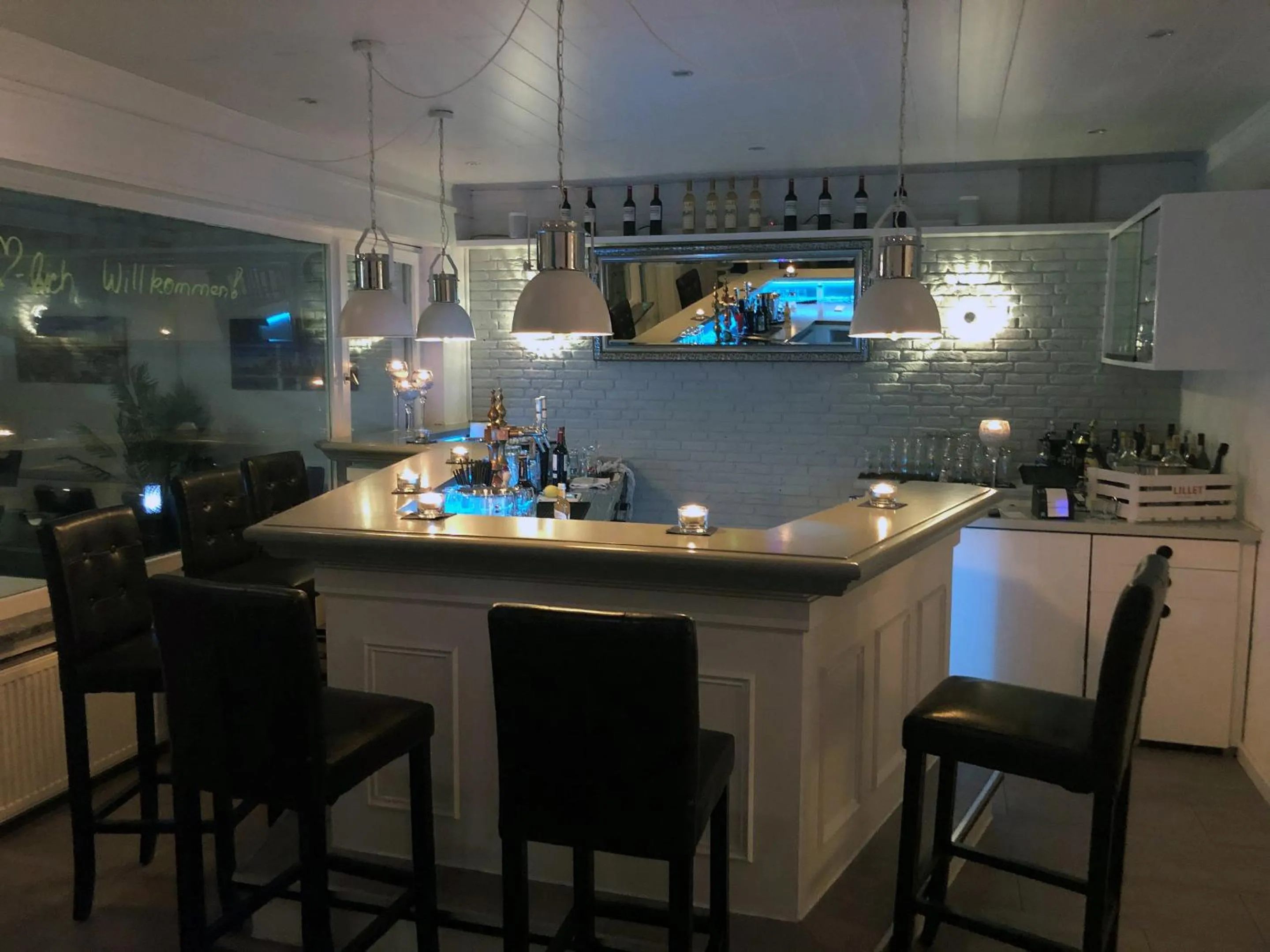 Lounge or bar in Murgtal Motel