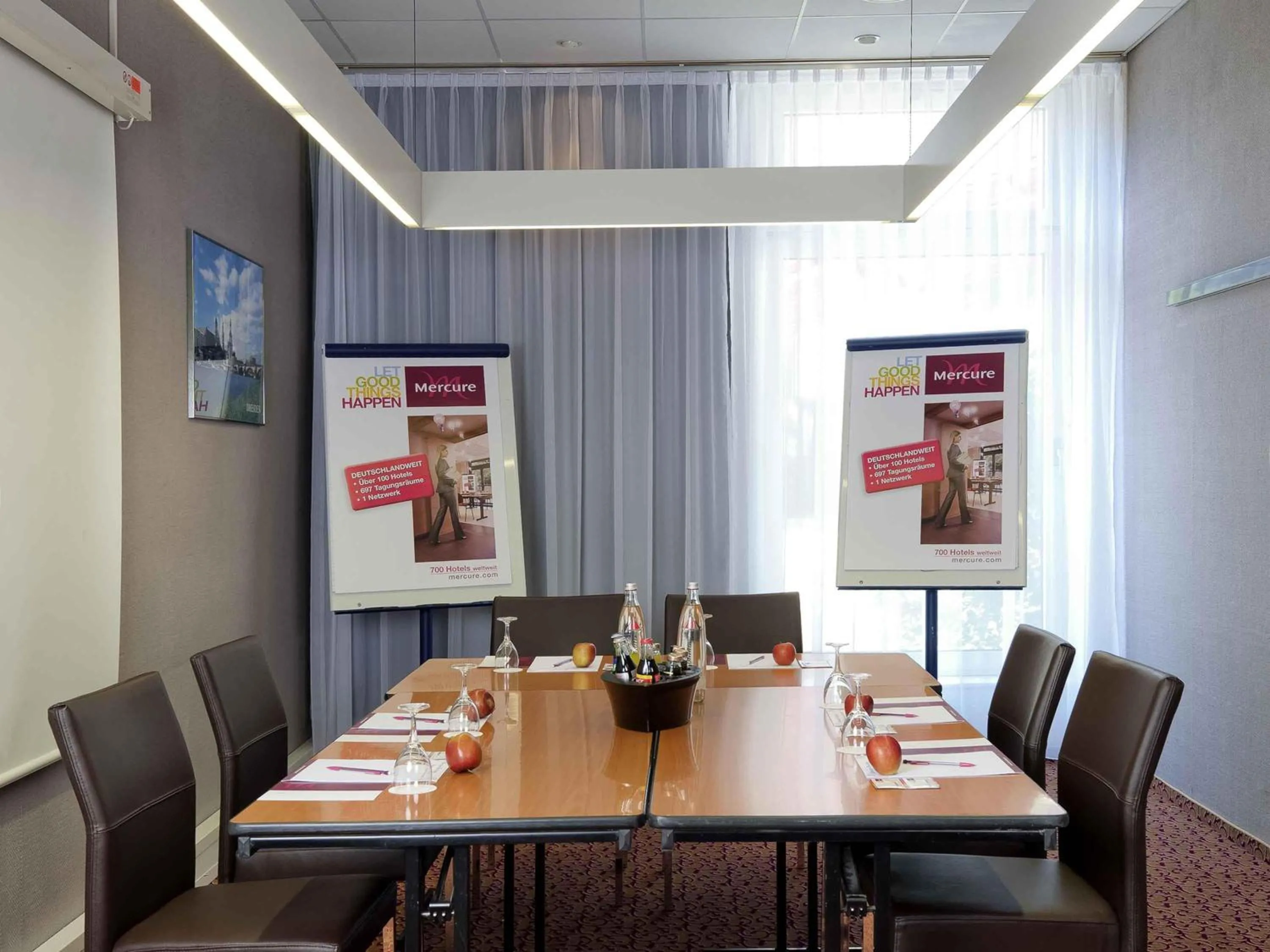 Meeting/conference room in Mercure Hotel Hamburg am Volkspark