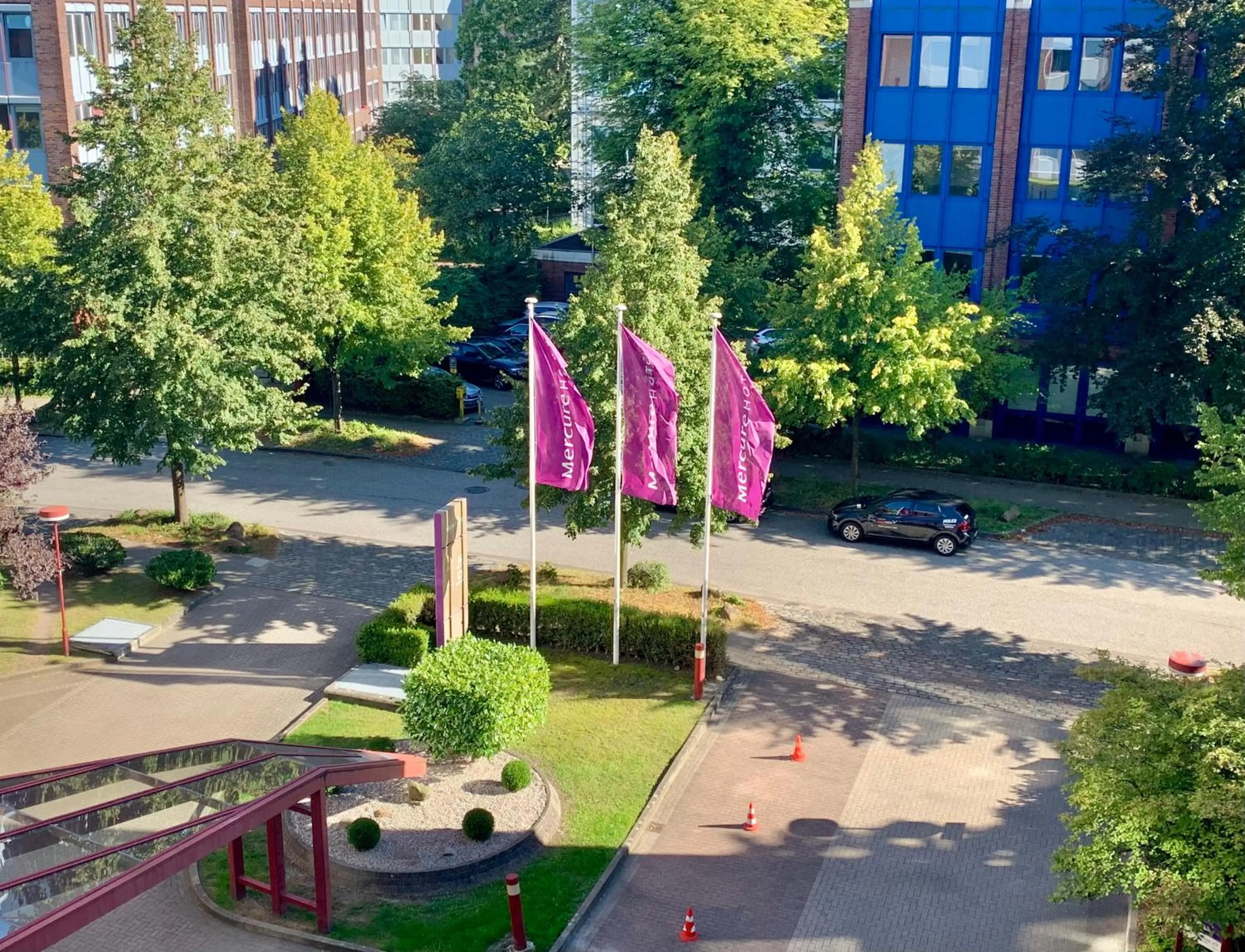 Property building in Mercure Hotel Hamburg am Volkspark