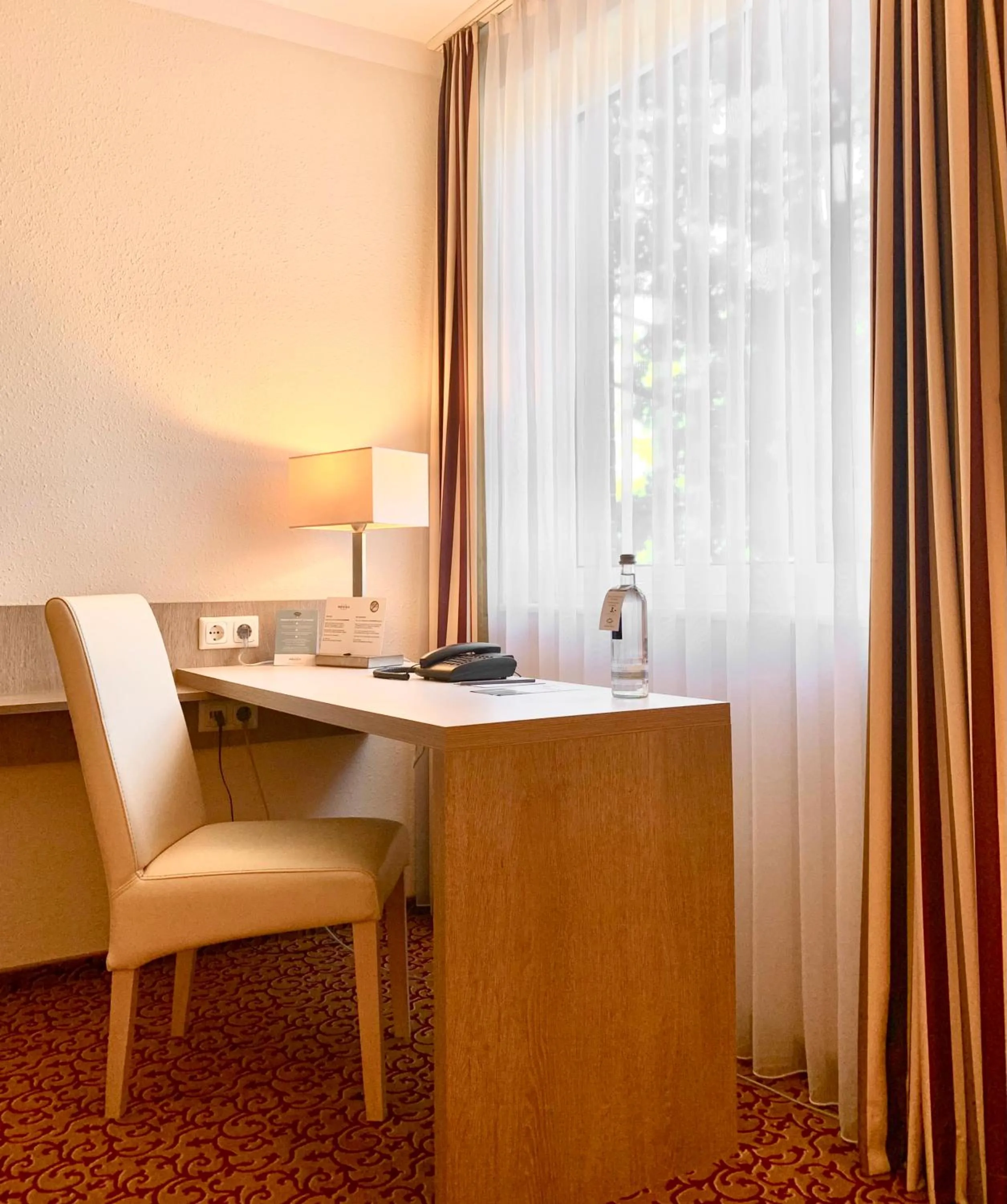 Photo of the whole room in Mercure Hotel Hamburg am Volkspark