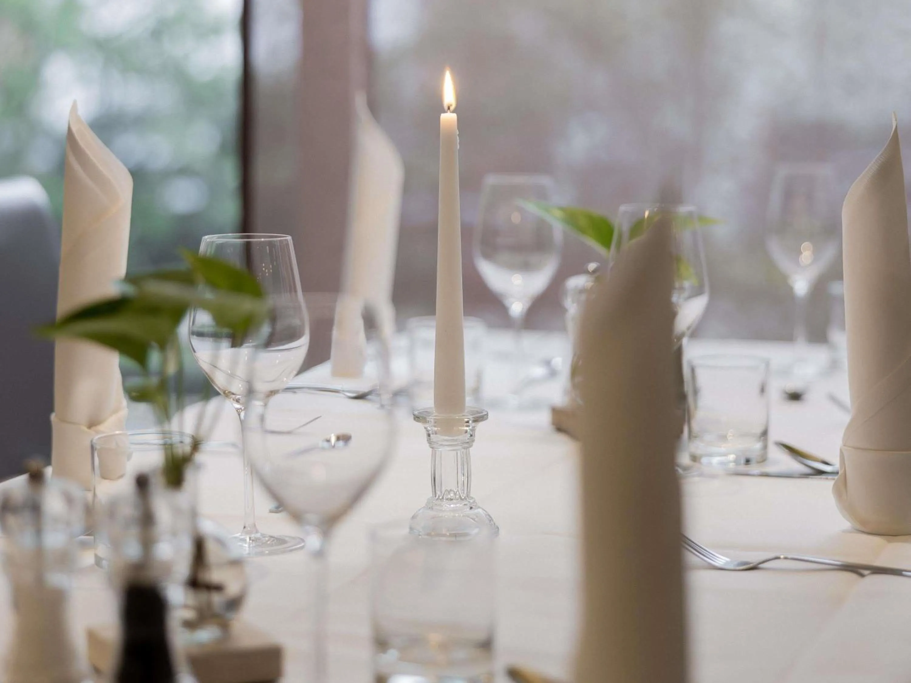 Restaurant/places to eat in Mercure Hotel Hamburg am Volkspark