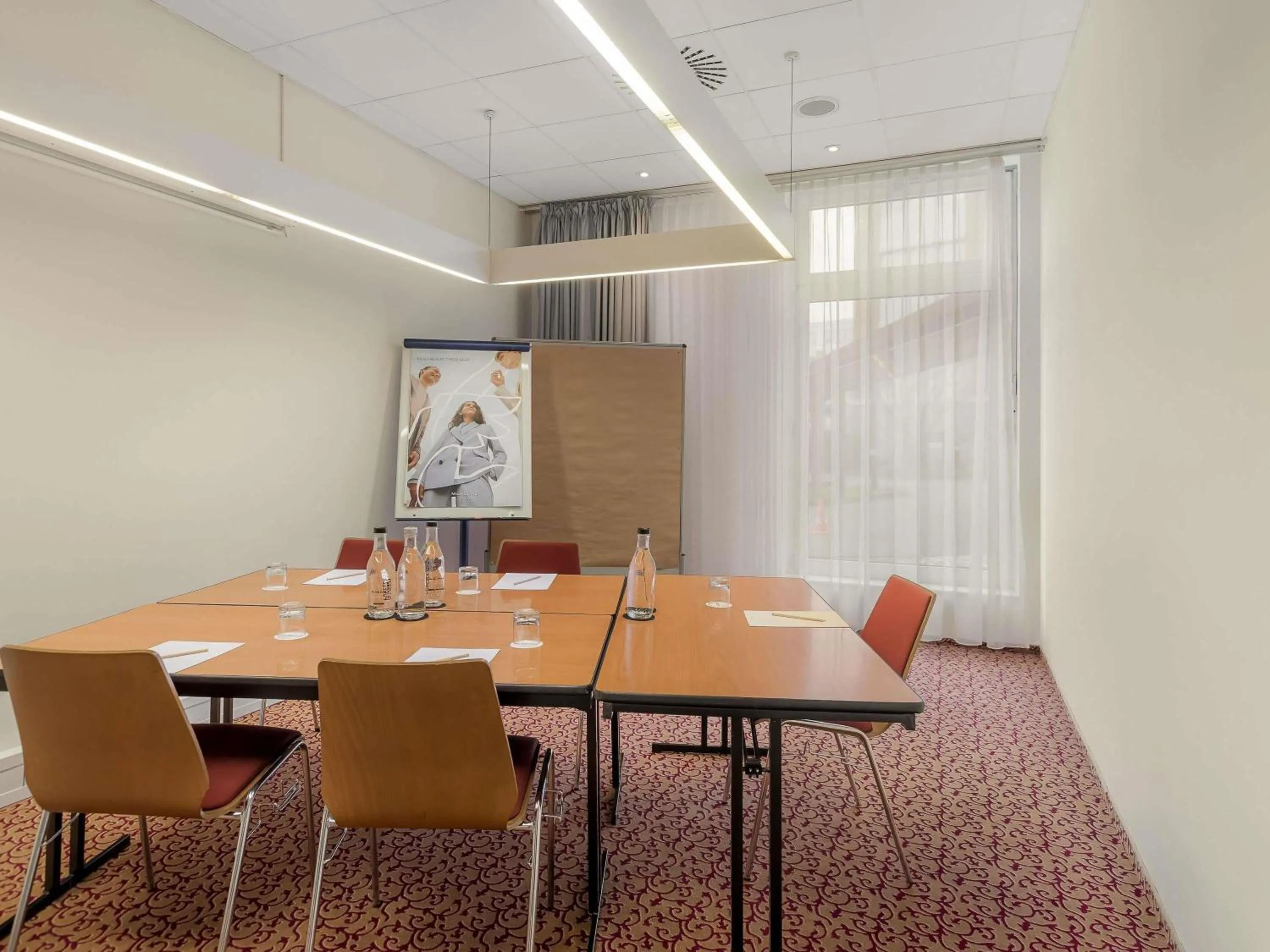 Meeting/conference room in Mercure Hotel Hamburg am Volkspark