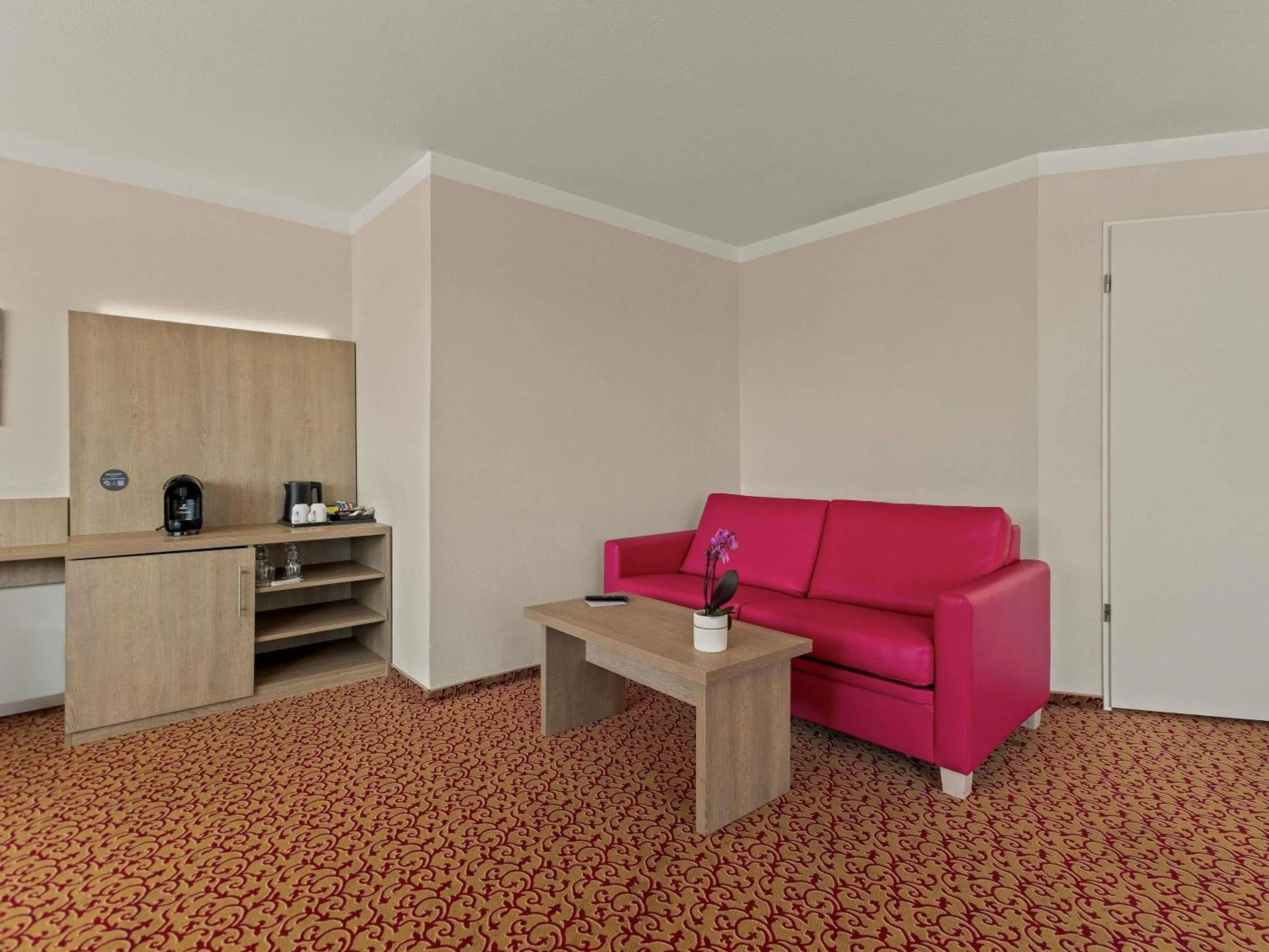 Coffee/tea facilities in Mercure Hotel Hamburg am Volkspark