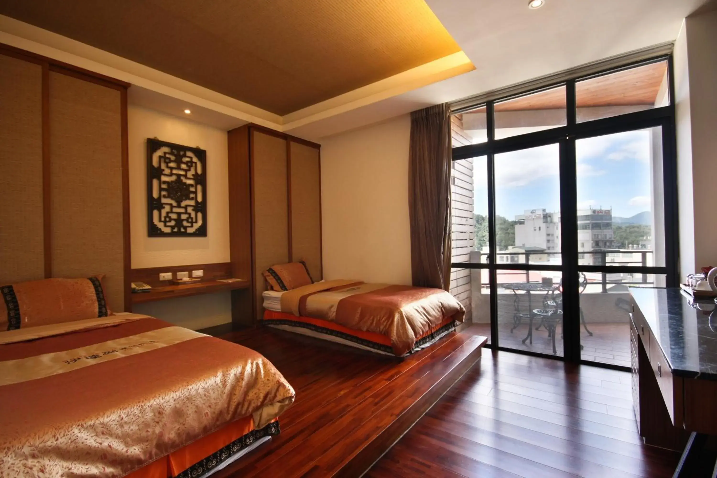 Twin Room with Balcony in ItaThao Vacation Inn with Elevator Twin Room with Balcony in ItaThao Vacation Inn with Elevator