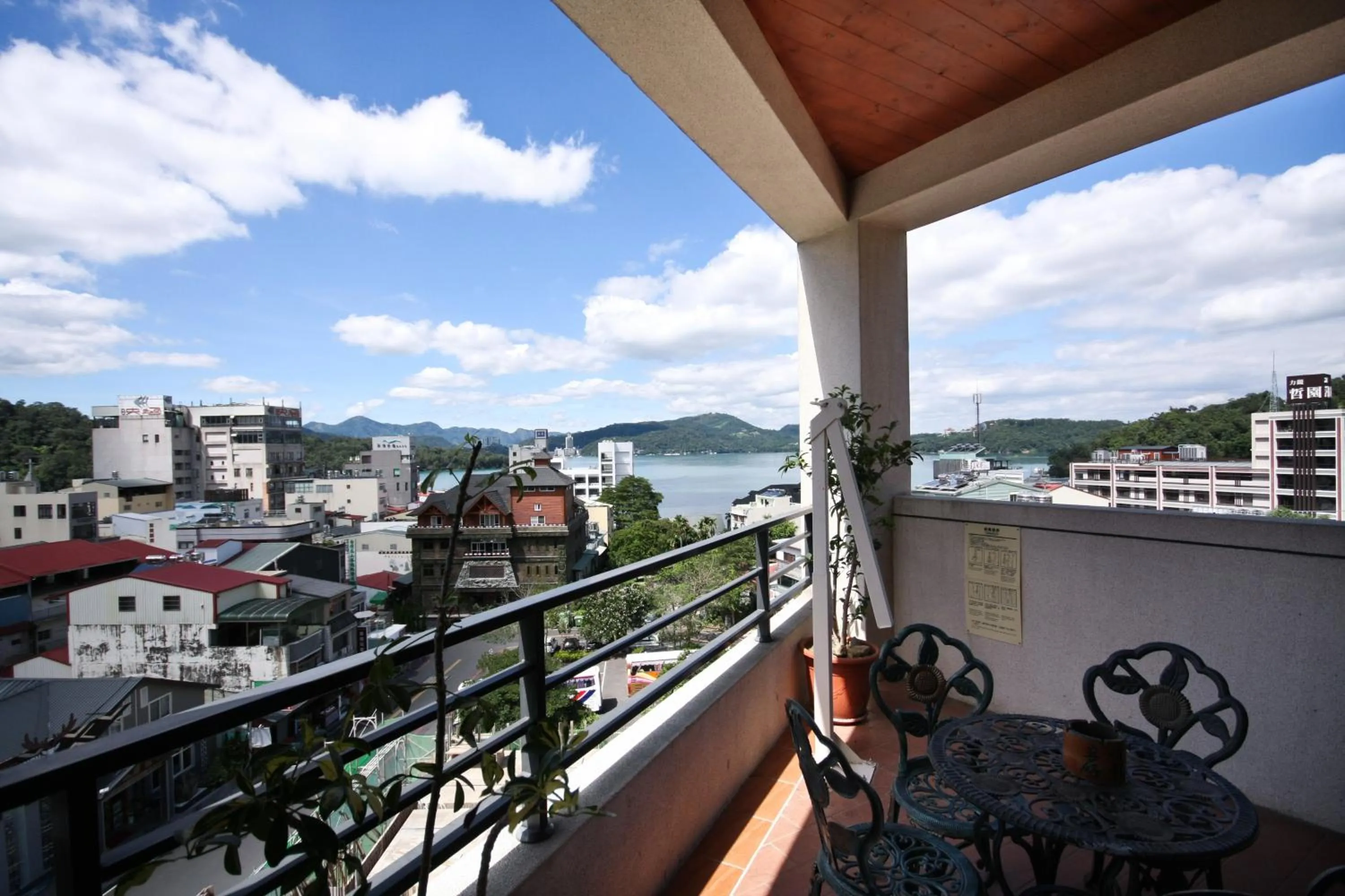 Quadruple Room in ItaThao Vacation Inn with Elevator