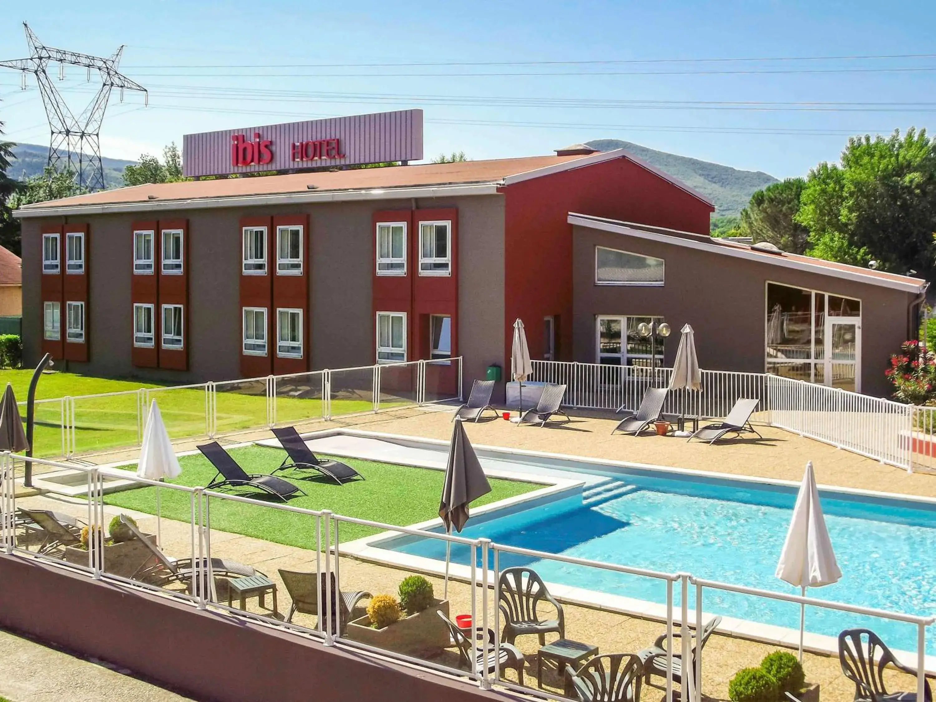 Property building in ibis Montélimar Nord Property building in ibis Montélimar Nord