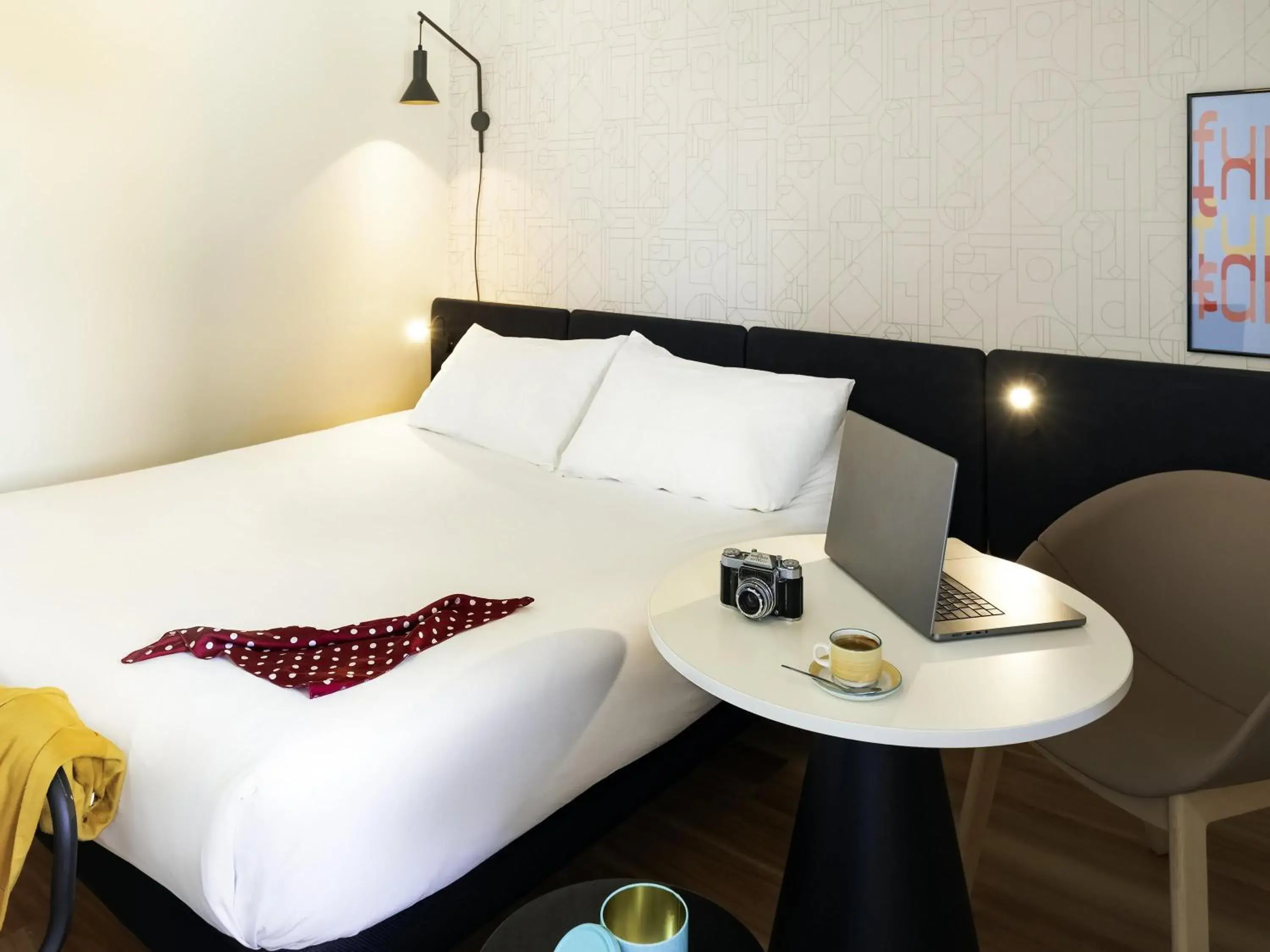 Bedroom, Bed in ibis Montélimar Nord Bedroom, Bed in ibis Montélimar Nord