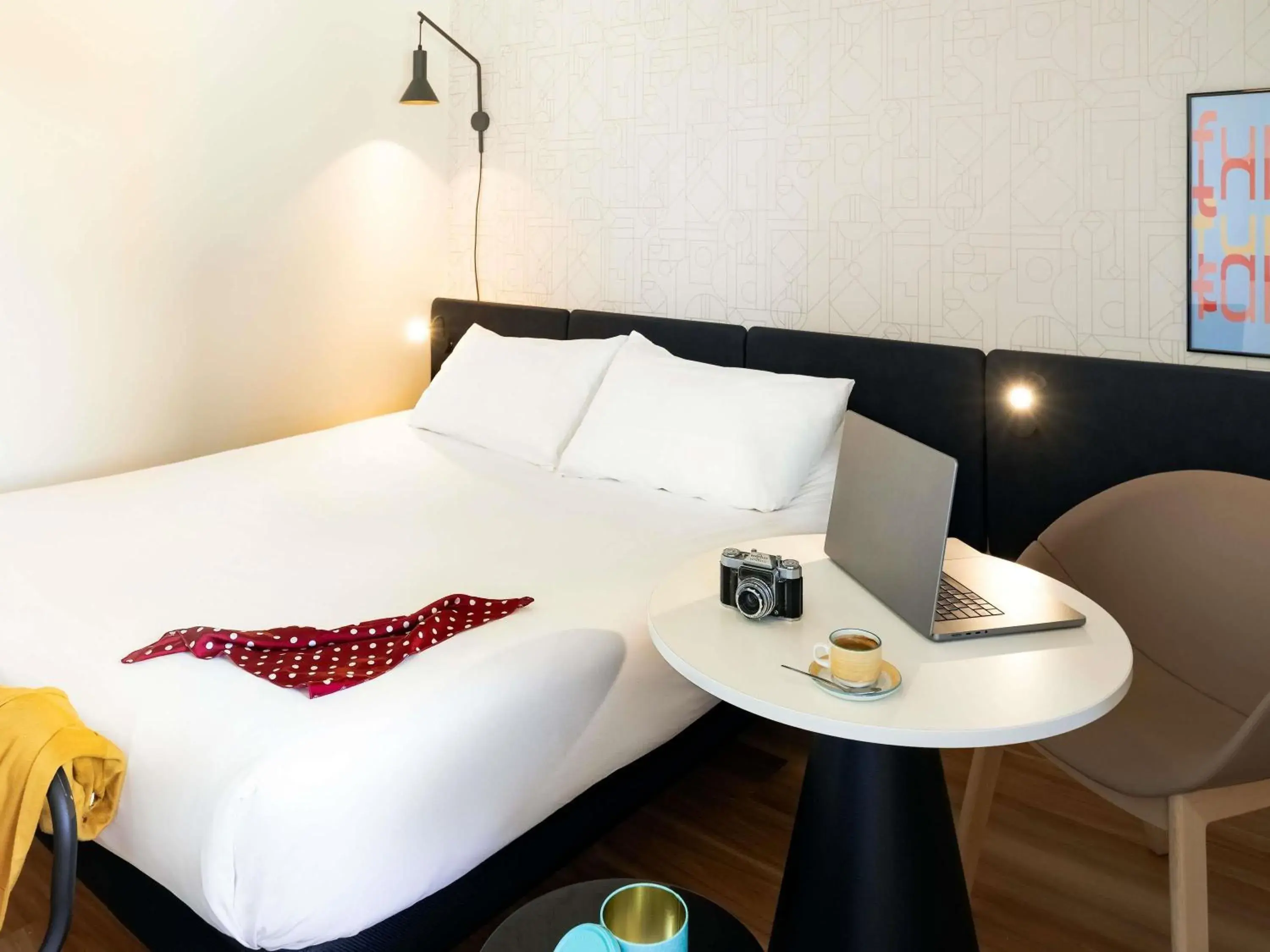 Bedroom, Bed in ibis Montélimar Nord Bedroom, Bed in ibis Montélimar Nord